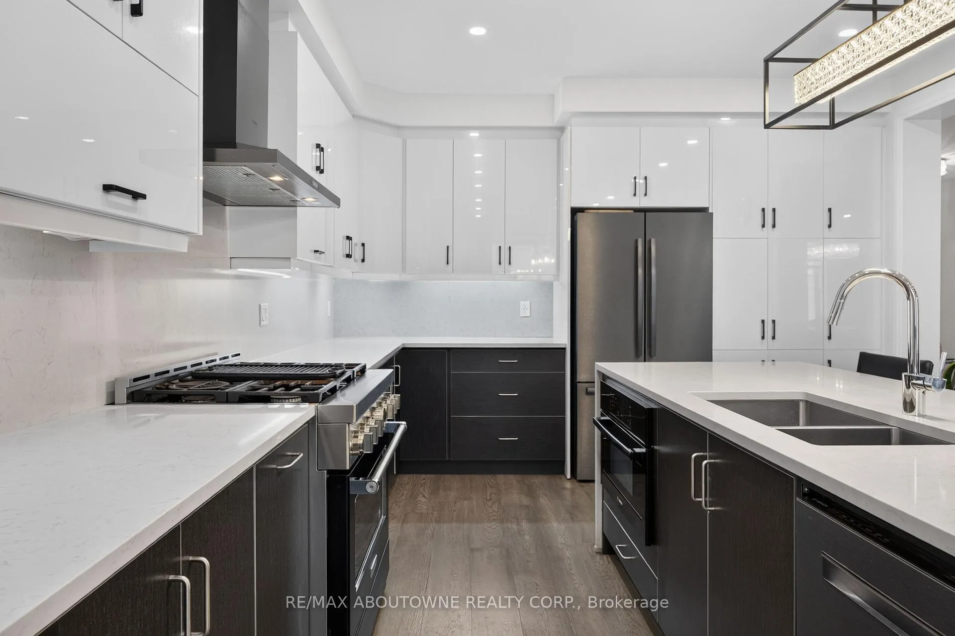 Photo 14 of 3364 Vernon Powell Drive, Oakville, Glenorchy — HOMEH