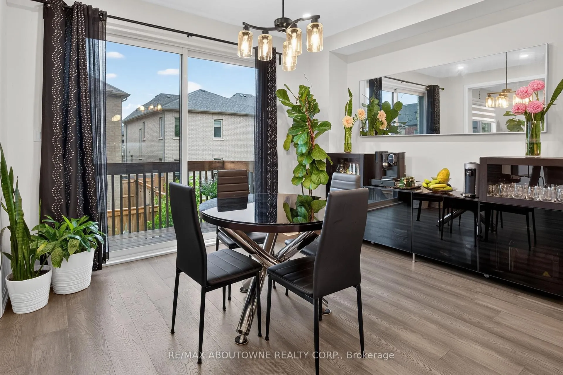 Photo 17 of 3364 Vernon Powell Drive, Oakville, Glenorchy — HOMEH