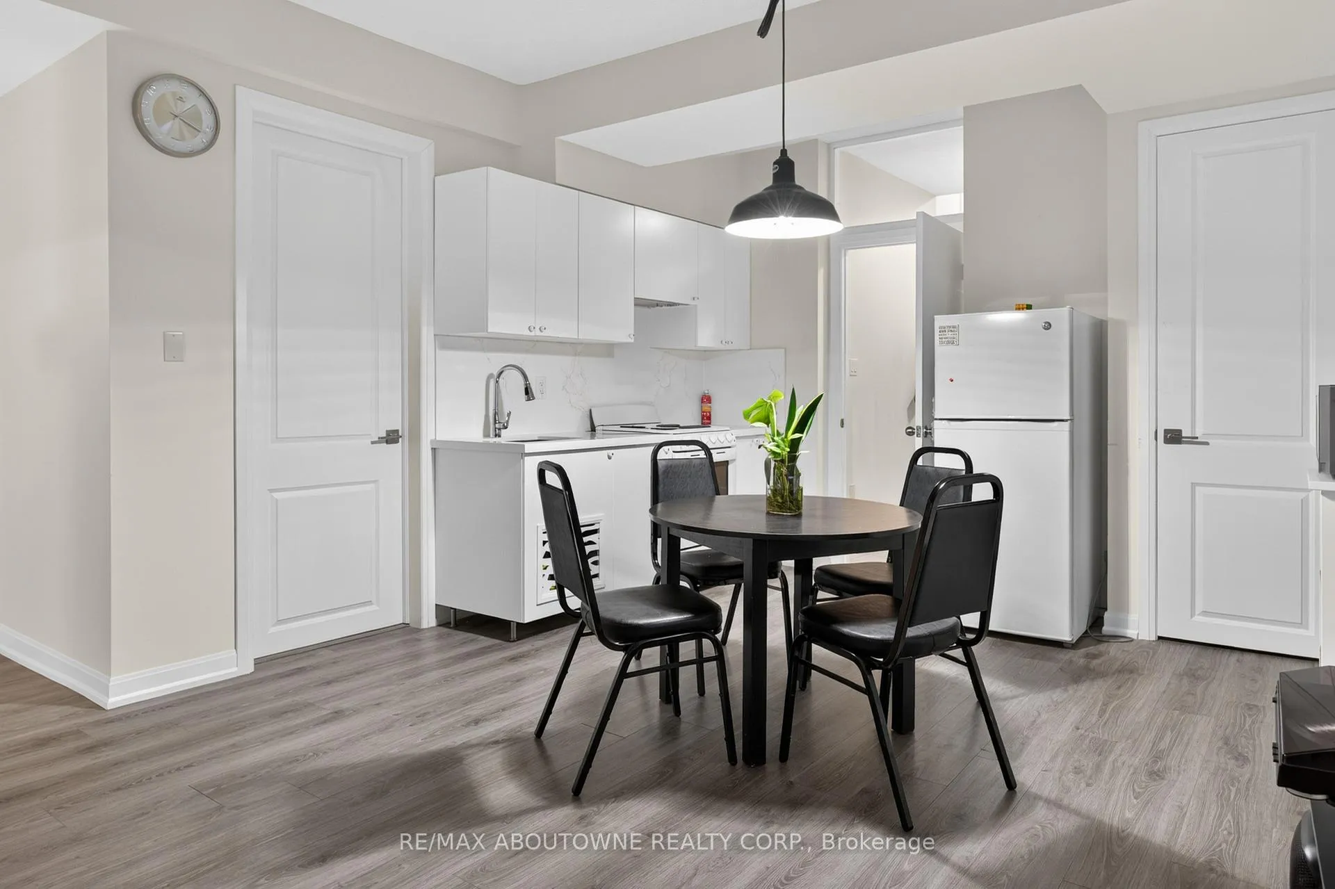 Photo 33 of 3364 Vernon Powell Drive, Oakville, Glenorchy — HOMEH
