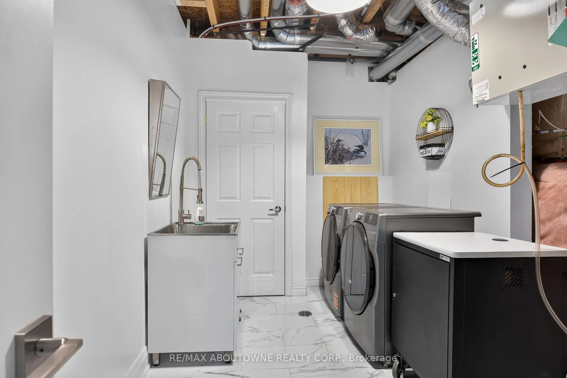 Photo 37 of 3364 Vernon Powell Drive, Oakville, Glenorchy — HOMEH