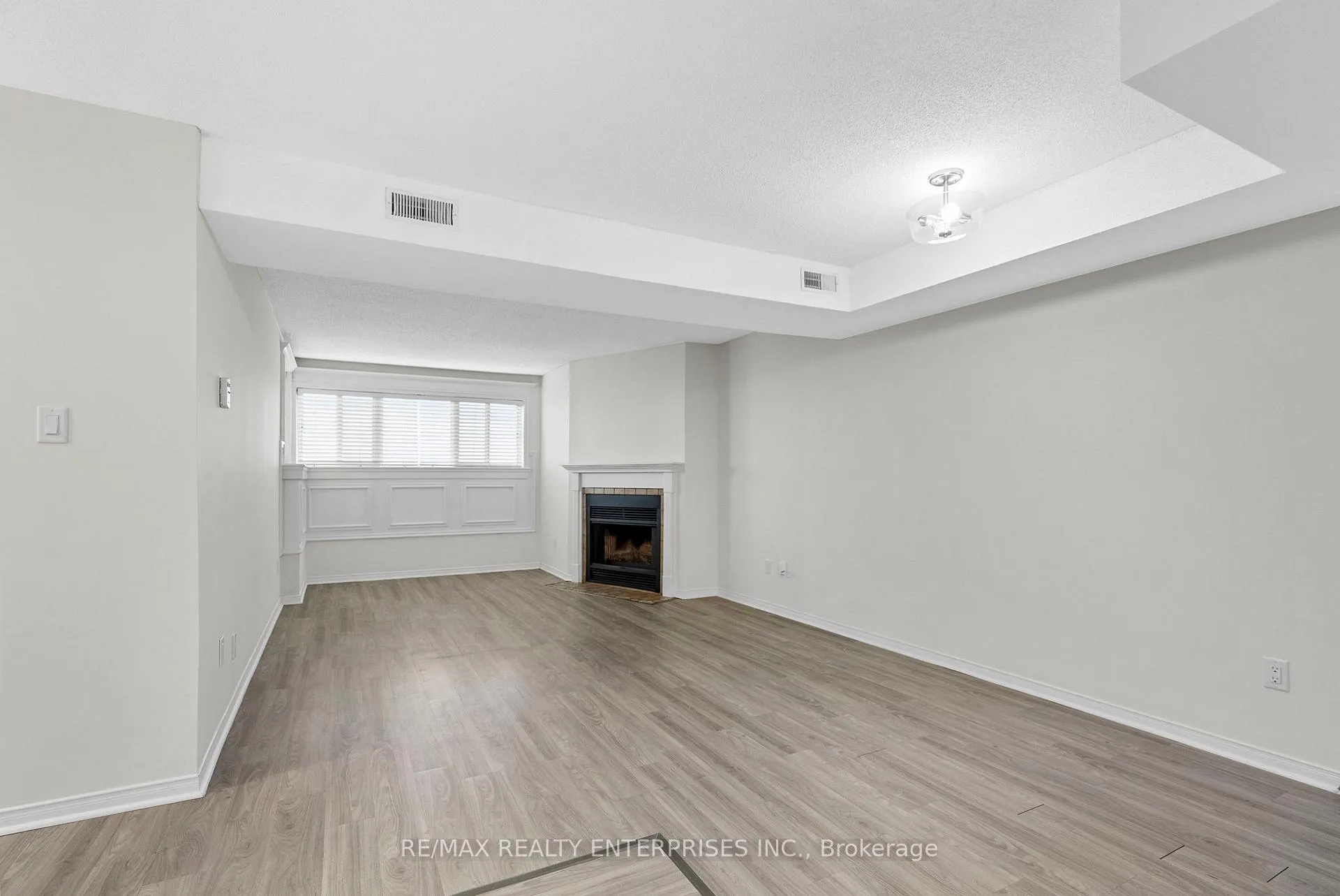 Photo 8 of Unit B04, 126 Bell Farm Road, Barrie, Alliance — HOMEH