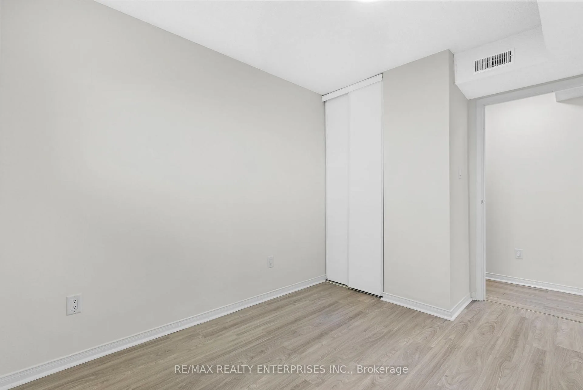 Photo 18 of Unit B04, 126 Bell Farm Road, Barrie, Alliance — HOMEH