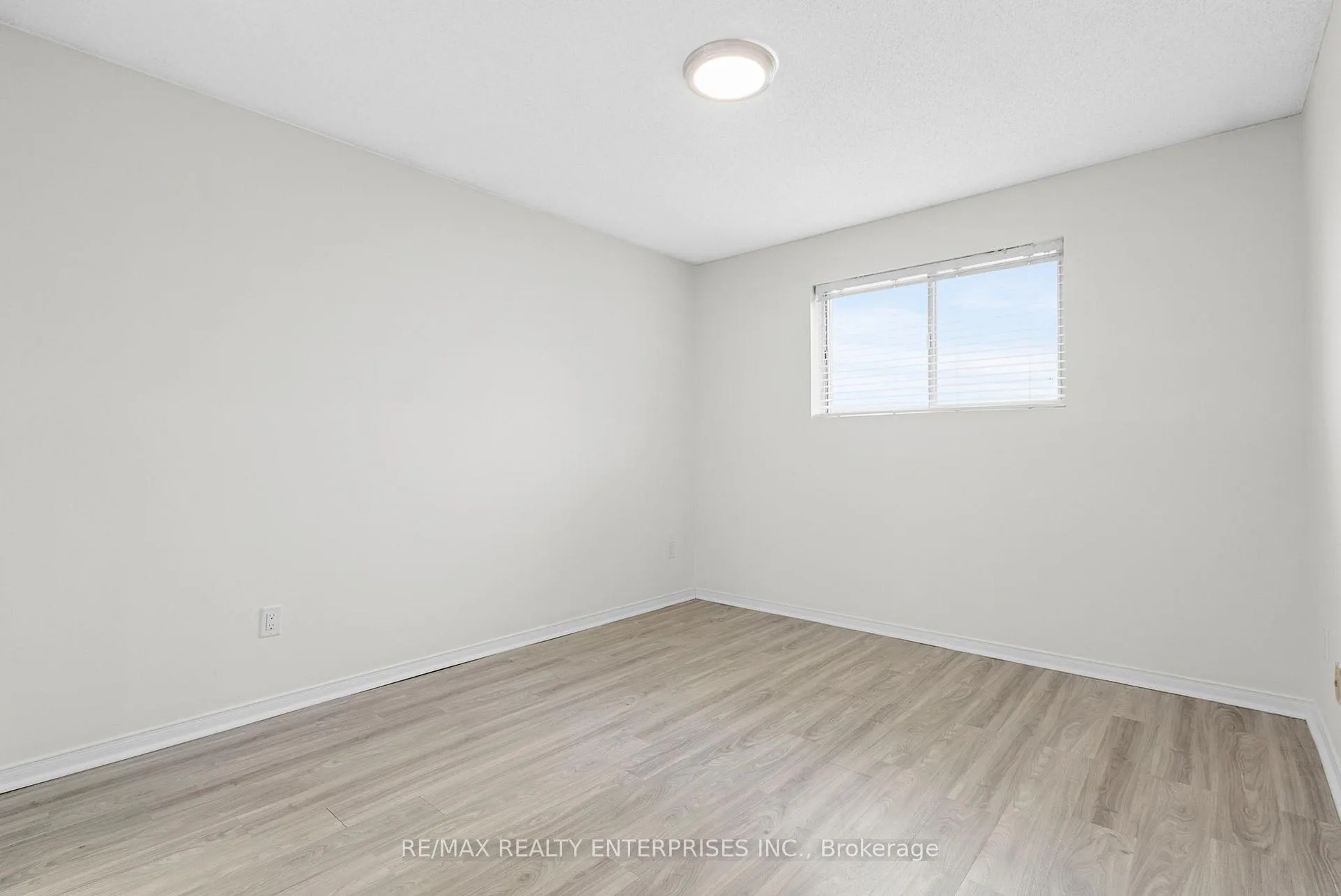 Photo 21 of Unit B04, 126 Bell Farm Road, Barrie, Alliance — HOMEH
