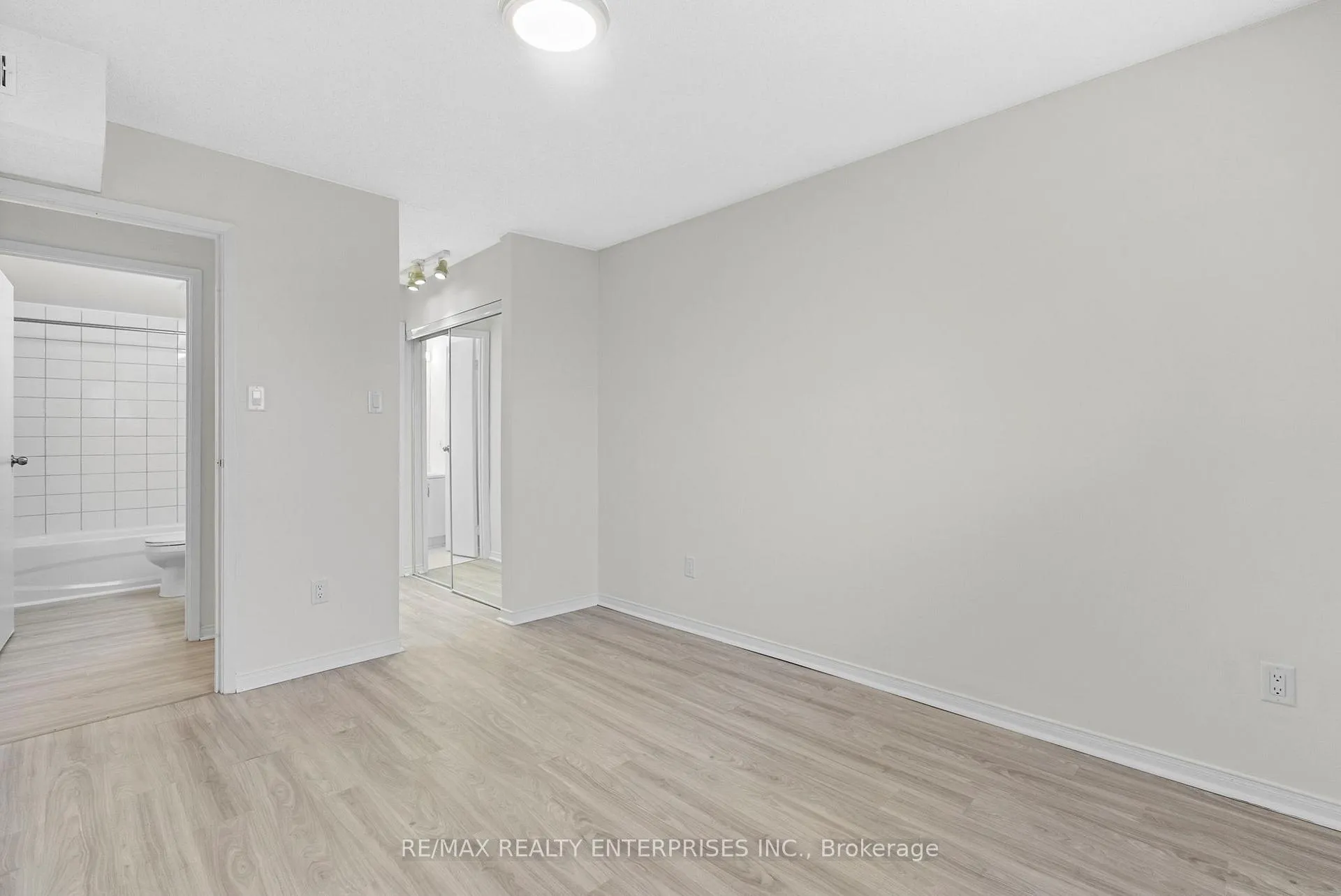 Photo 22 of Unit B04, 126 Bell Farm Road, Barrie, Alliance — HOMEH