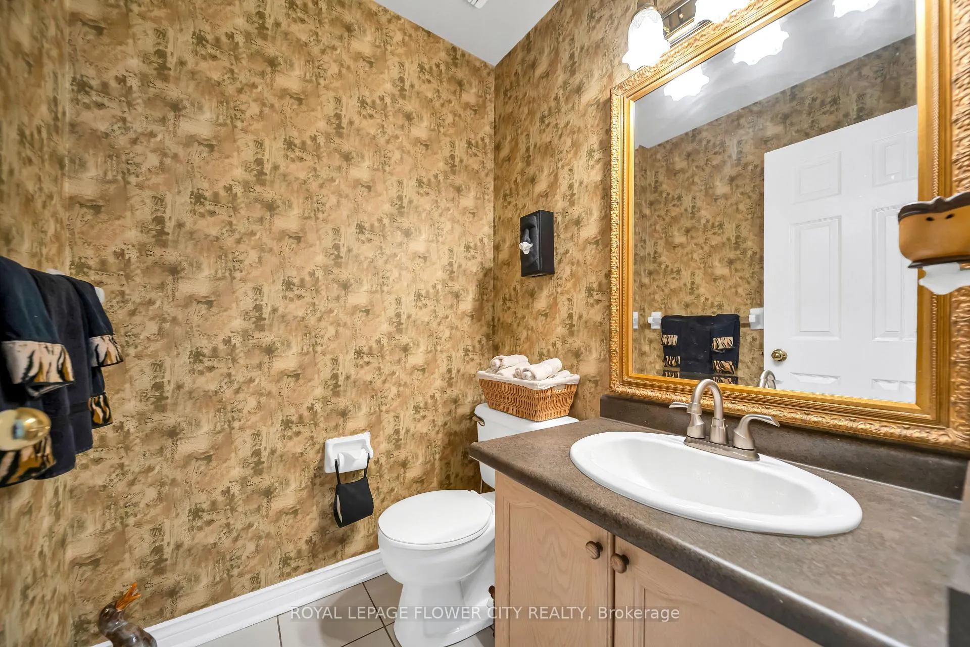 Photo 21 of 1340 Whitewater Lane, Mississauga, East Credit — HOMEH