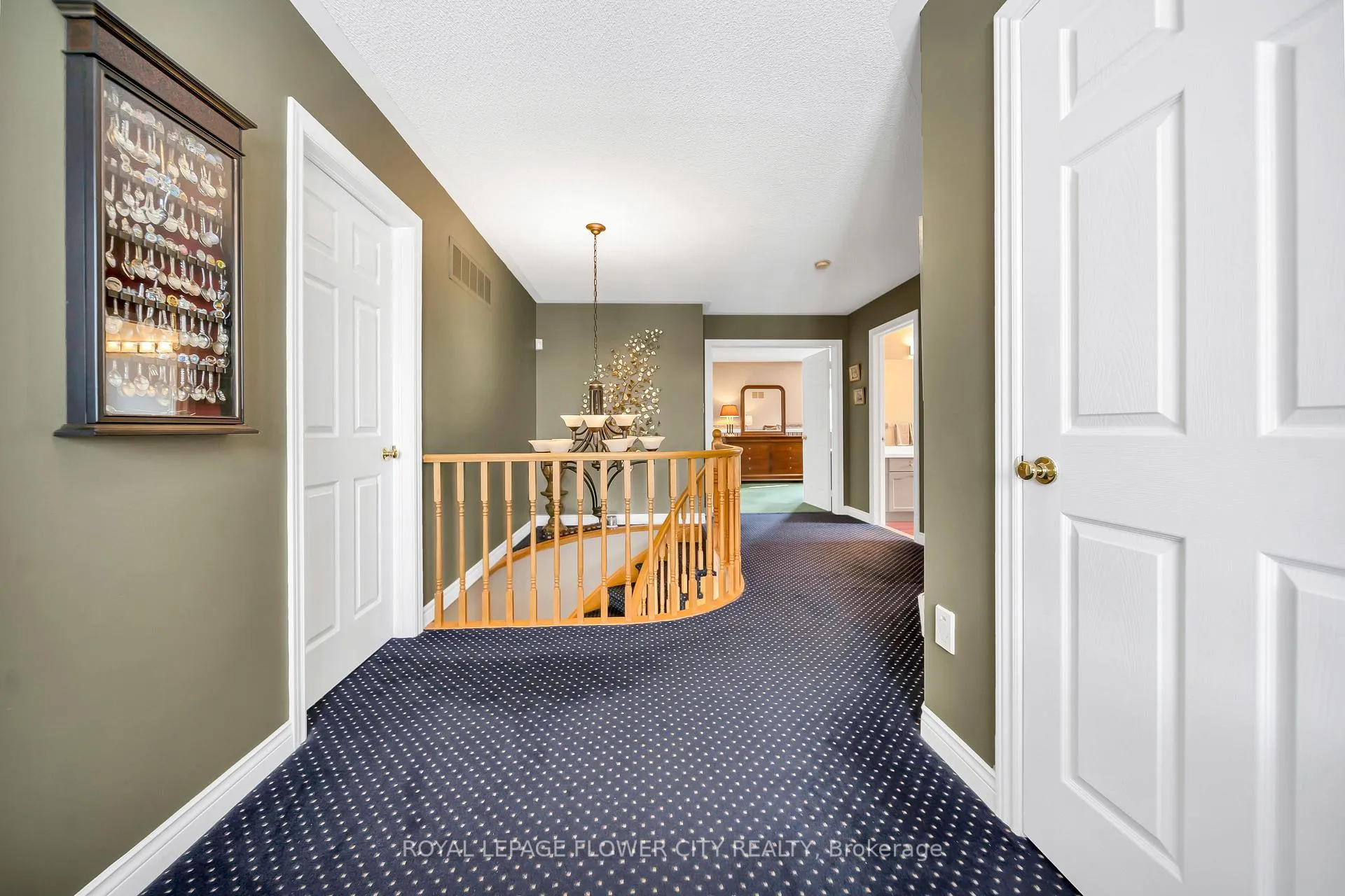 Photo 26 of 1340 Whitewater Lane, Mississauga, East Credit — HOMEH