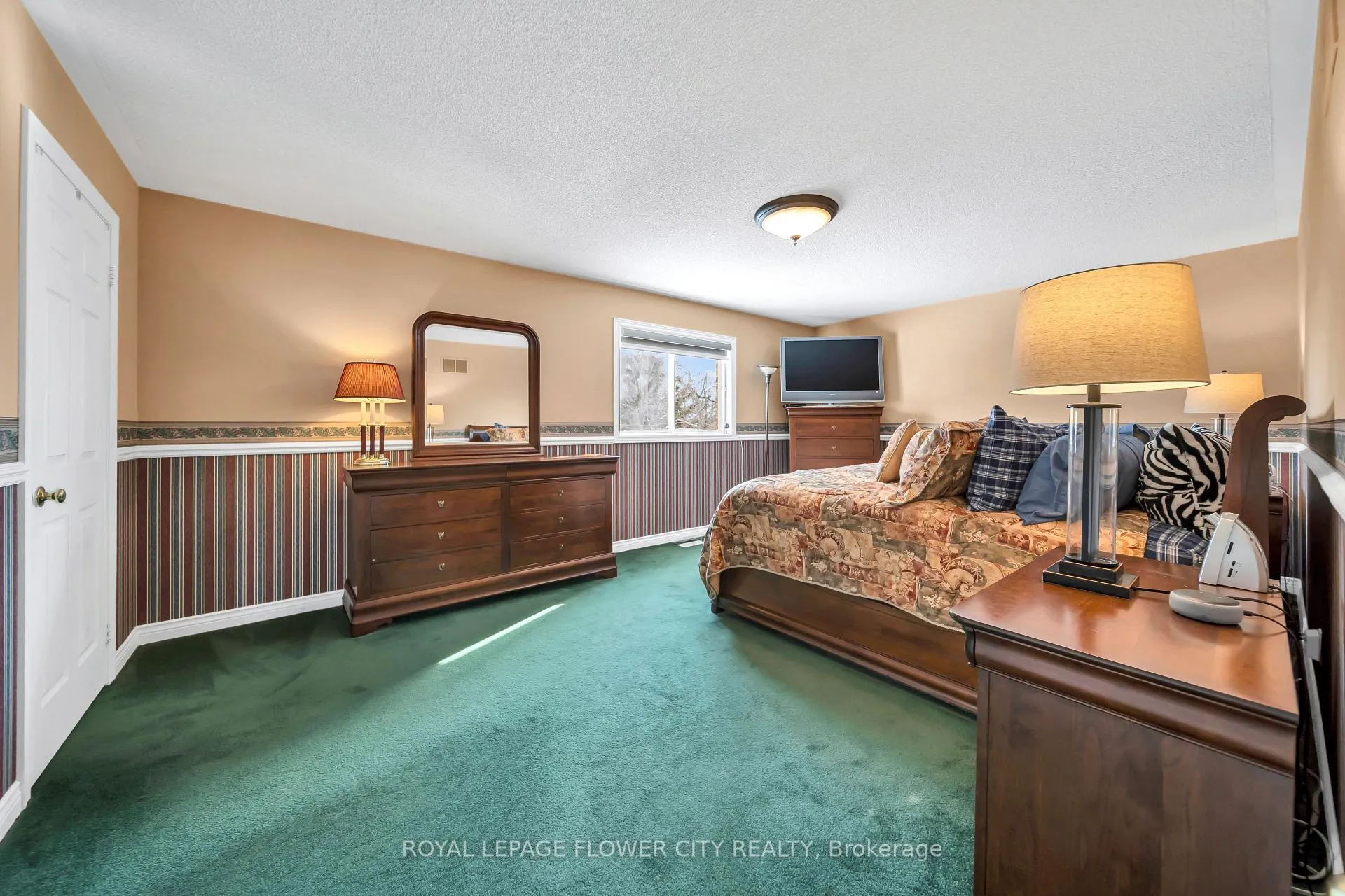 Photo 27 of 1340 Whitewater Lane, Mississauga, East Credit — HOMEH