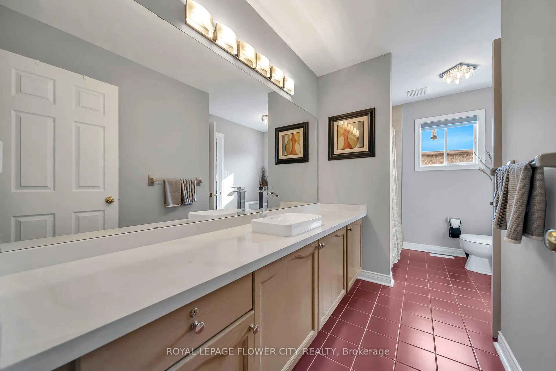Photo 33 of 1340 Whitewater Lane, Mississauga, East Credit — HOMEH