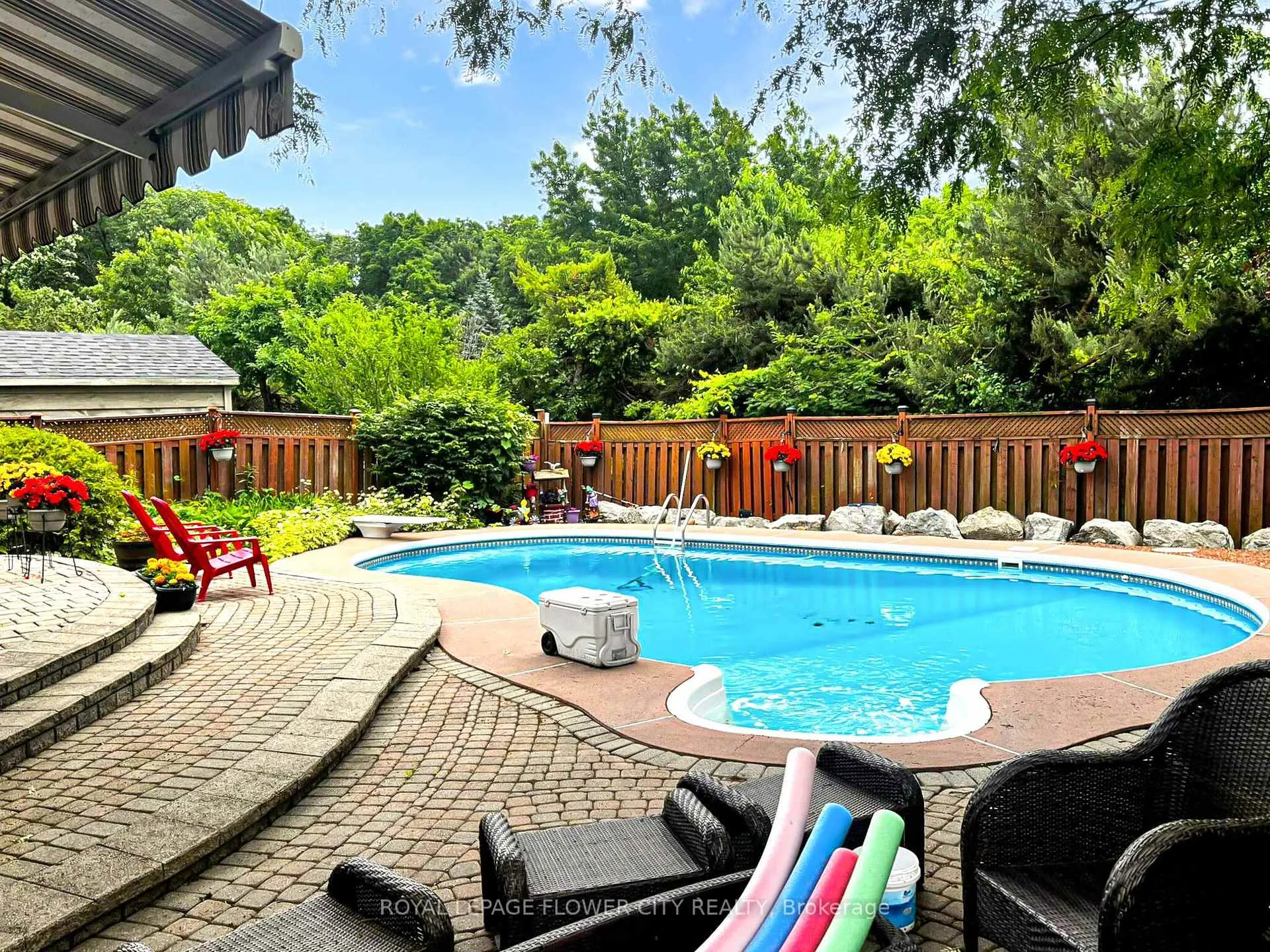 Photo 45 of 1340 Whitewater Lane, Mississauga, East Credit — HOMEH