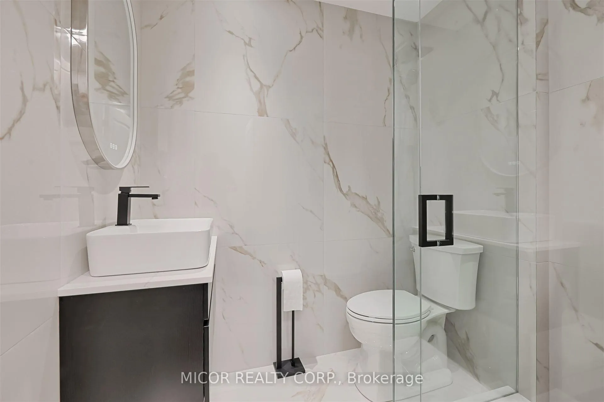 Photo 19 of Unit 704, 1 Deer Park Crescent, Toronto, Yonge-St. Clair — HOMEH