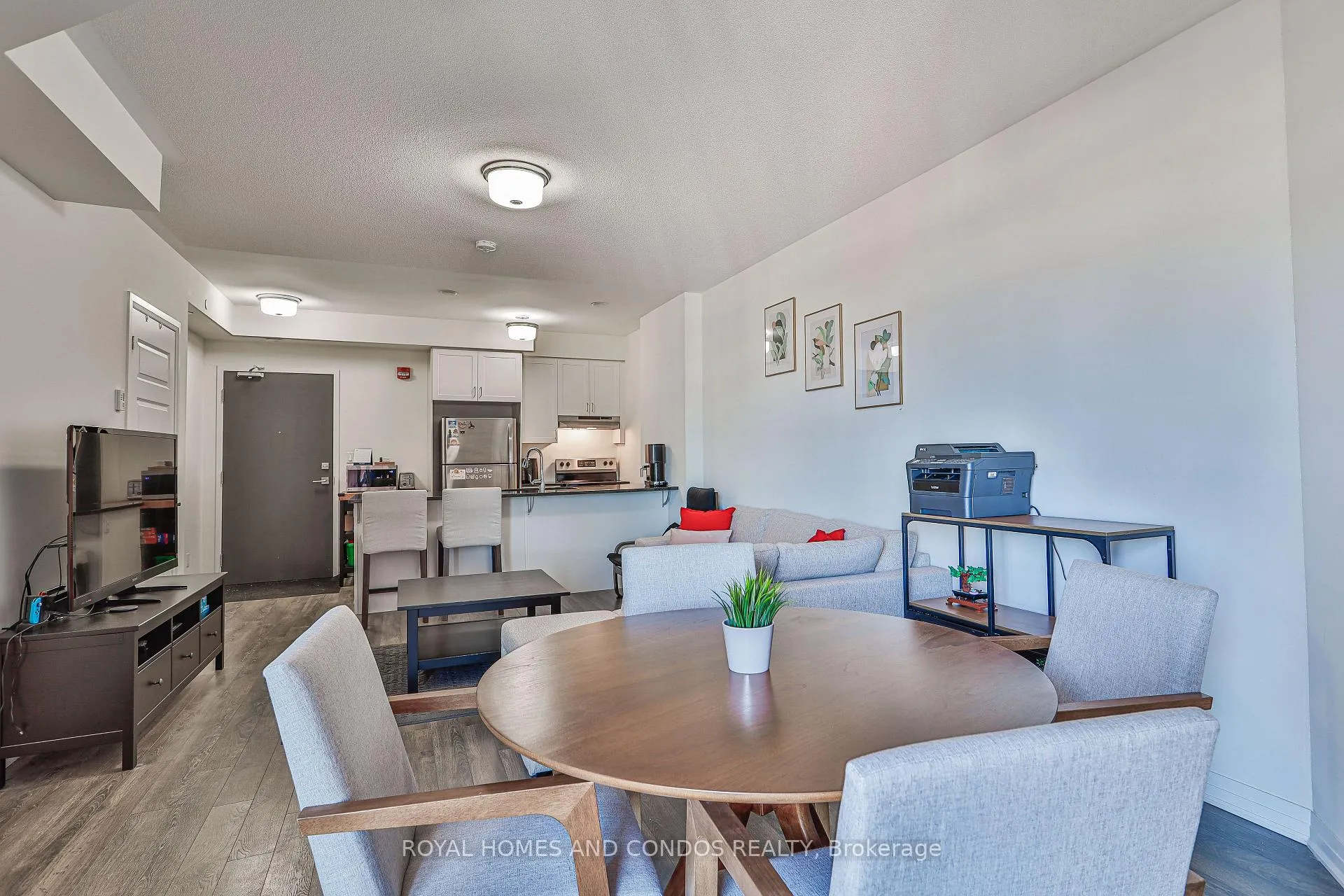 Photo 13 of Unit 601, 2 Adam Sellers Street, Markham, Cornell — HOMEH
