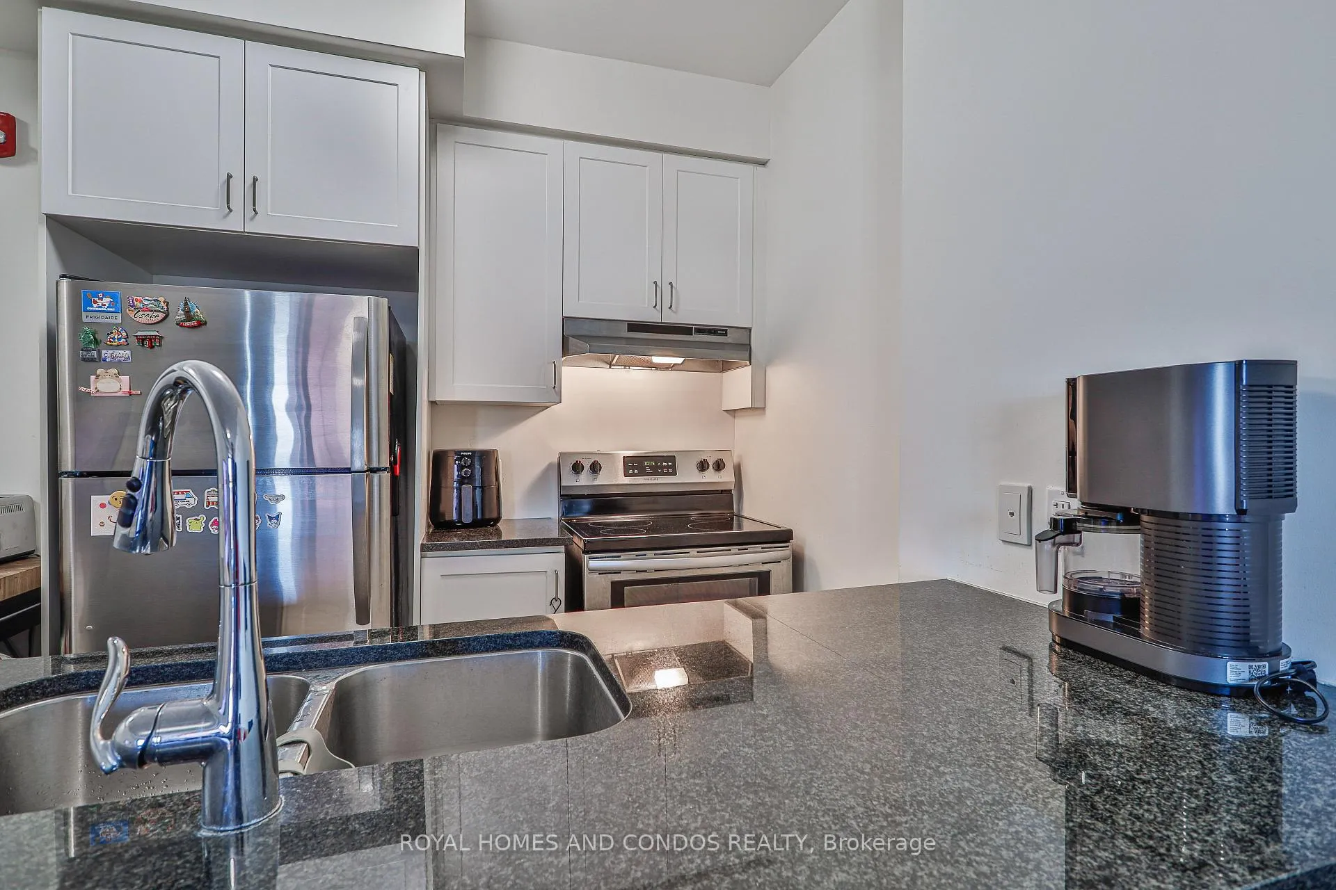 Photo 18 of Unit 601, 2 Adam Sellers Street, Markham, Cornell — HOMEH
