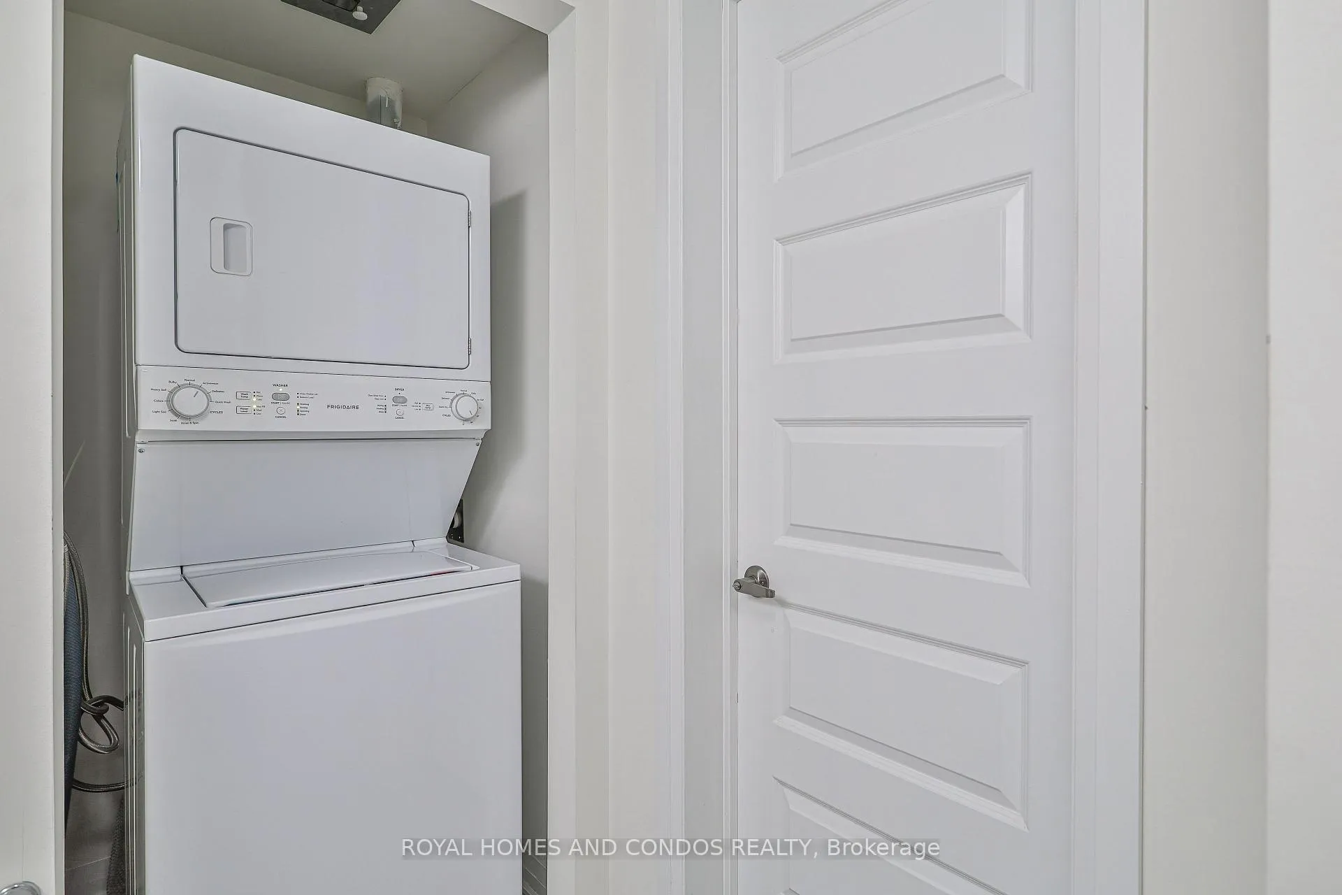 Photo 34 of Unit 601, 2 Adam Sellers Street, Markham, Cornell — HOMEH