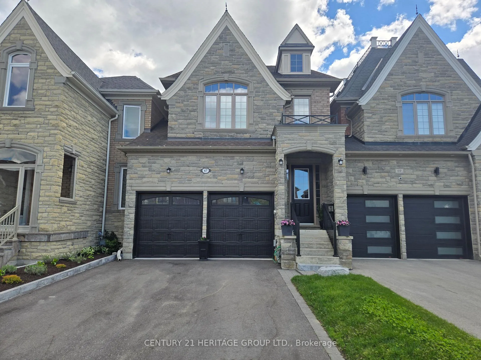 Front of 67 Alex Campbell Crescent