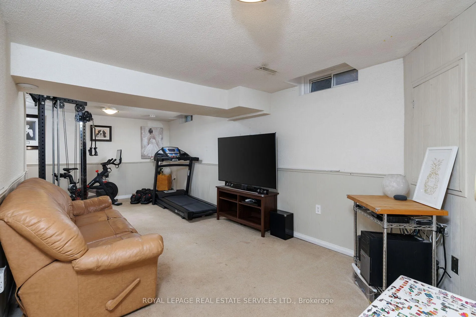 Photo 28 of 2358 Holyhead Drive, Burlington, Brant Hills — HOMEH