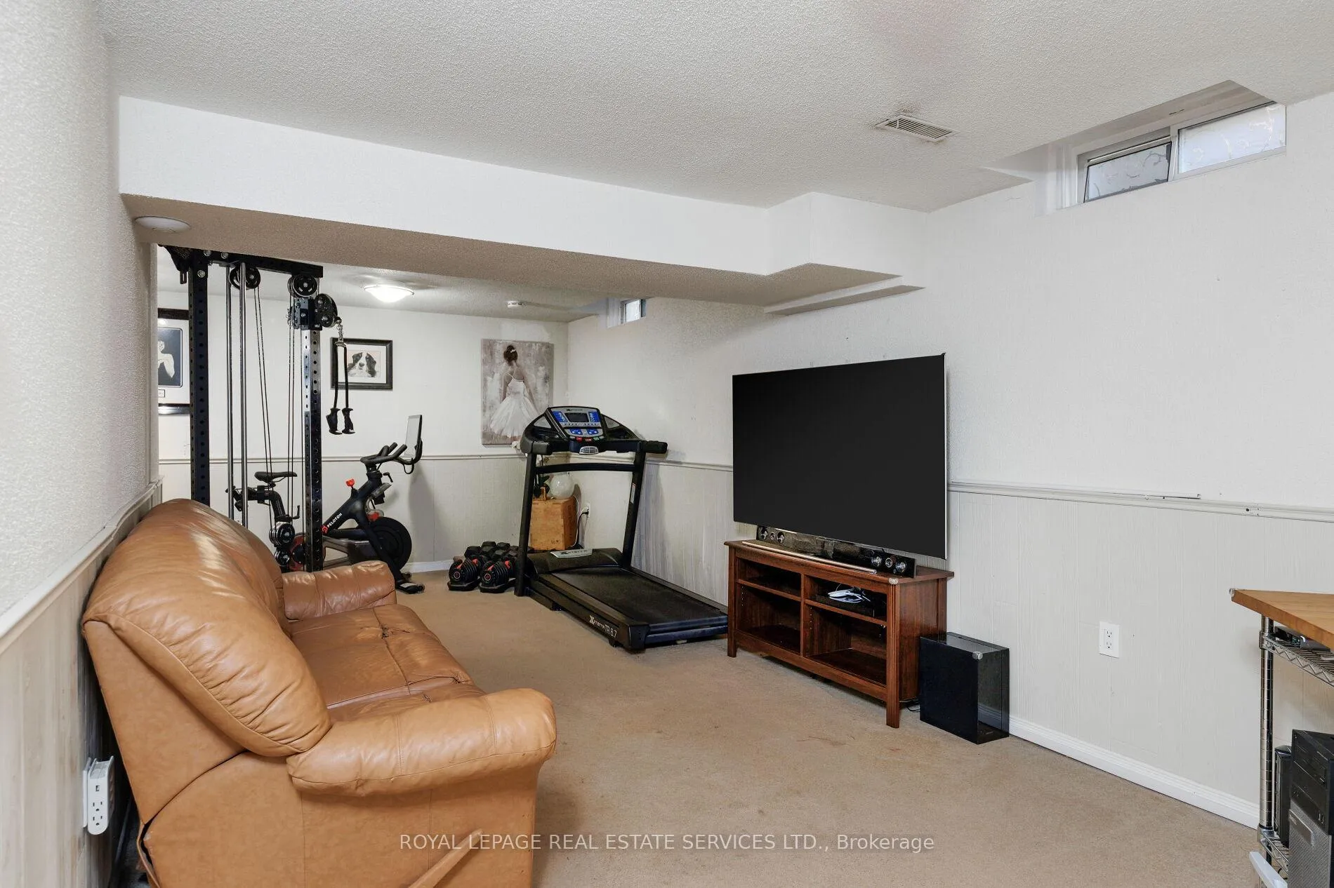 Photo 29 of 2358 Holyhead Drive, Burlington, Brant Hills — HOMEH