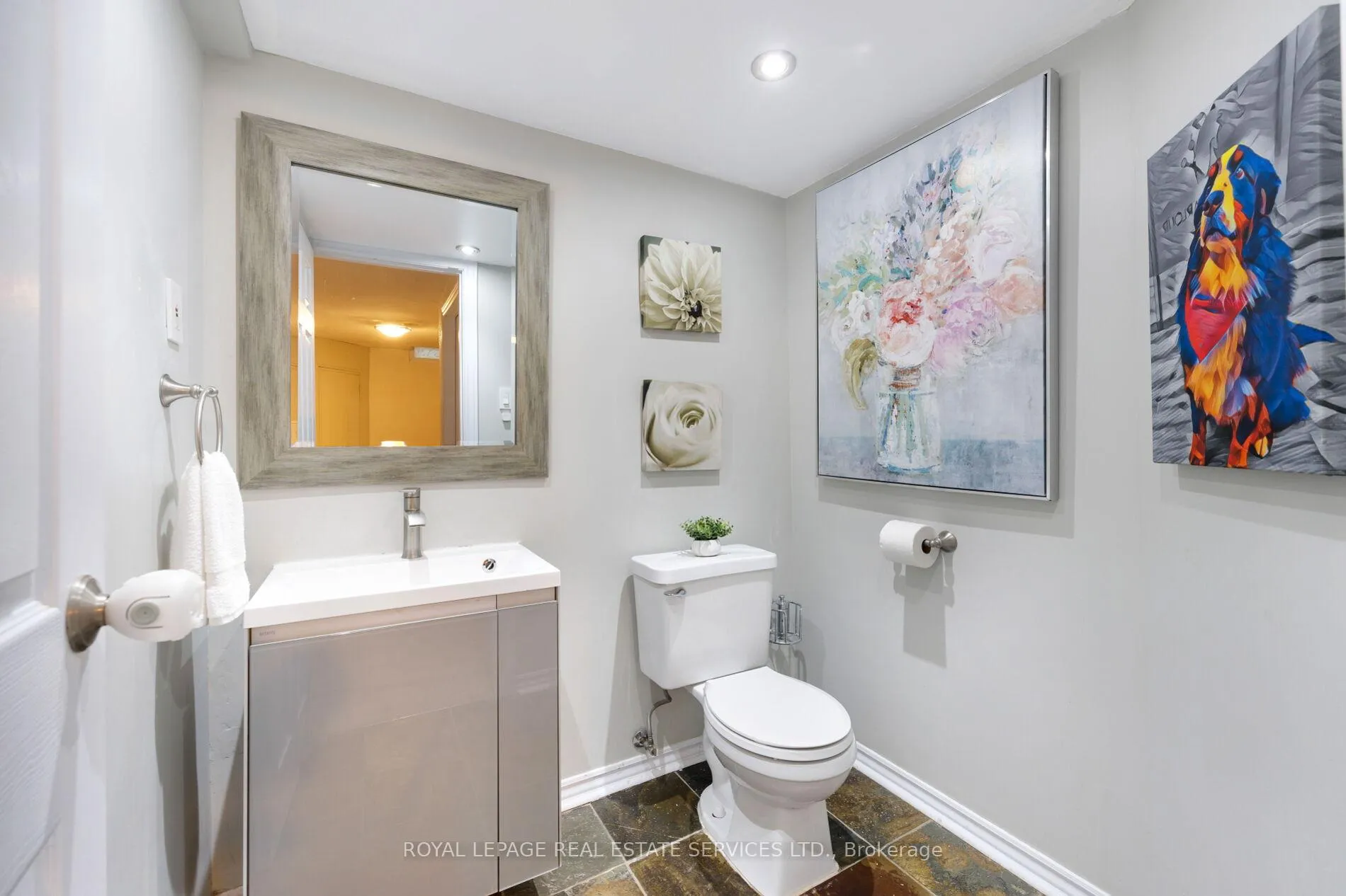 Photo 33 of 2358 Holyhead Drive, Burlington, Brant Hills — HOMEH