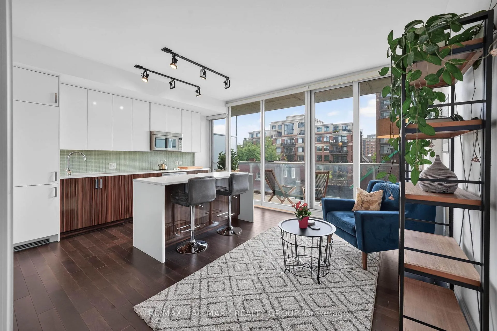 Photo 5 of Unit 407, 300 Lisgar Street, Ottawa, Ottawa Centre — HOMEH