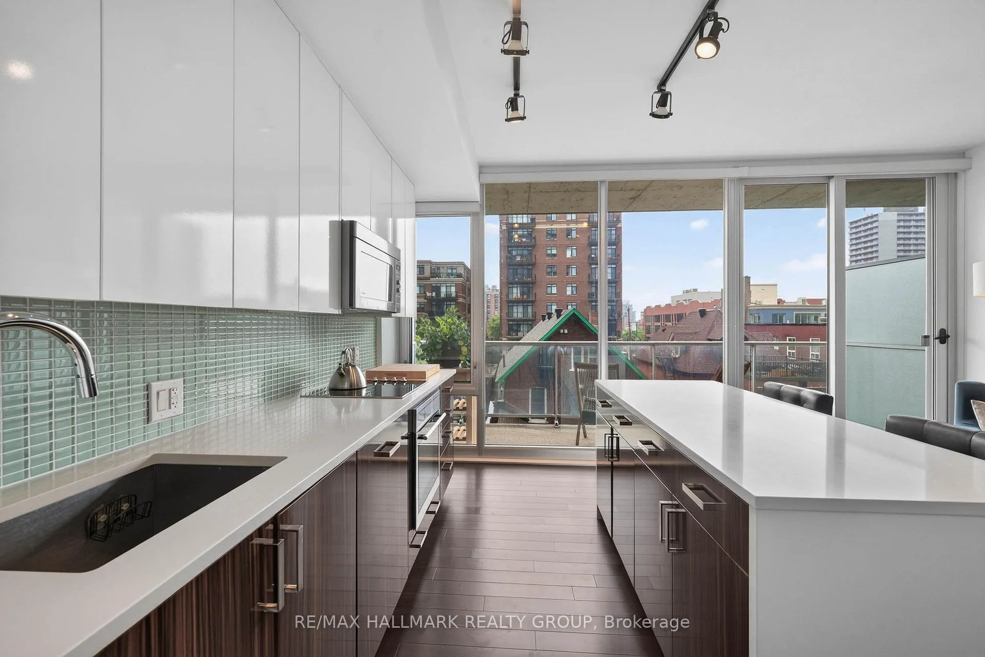 Photo 9 of Unit 407, 300 Lisgar Street, Ottawa, Ottawa Centre — HOMEH