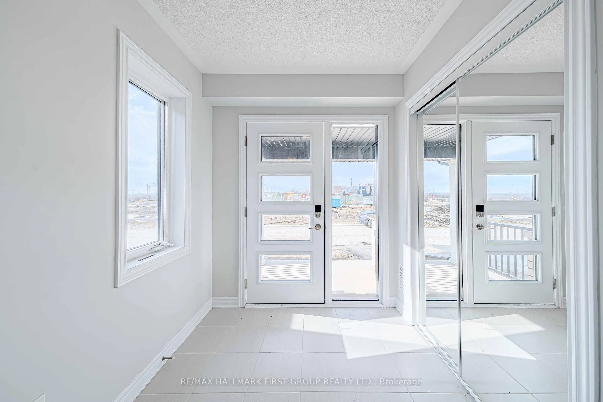 Photo 5 of 1220 Greentree Path, Oshawa, Kedron — HOMEH