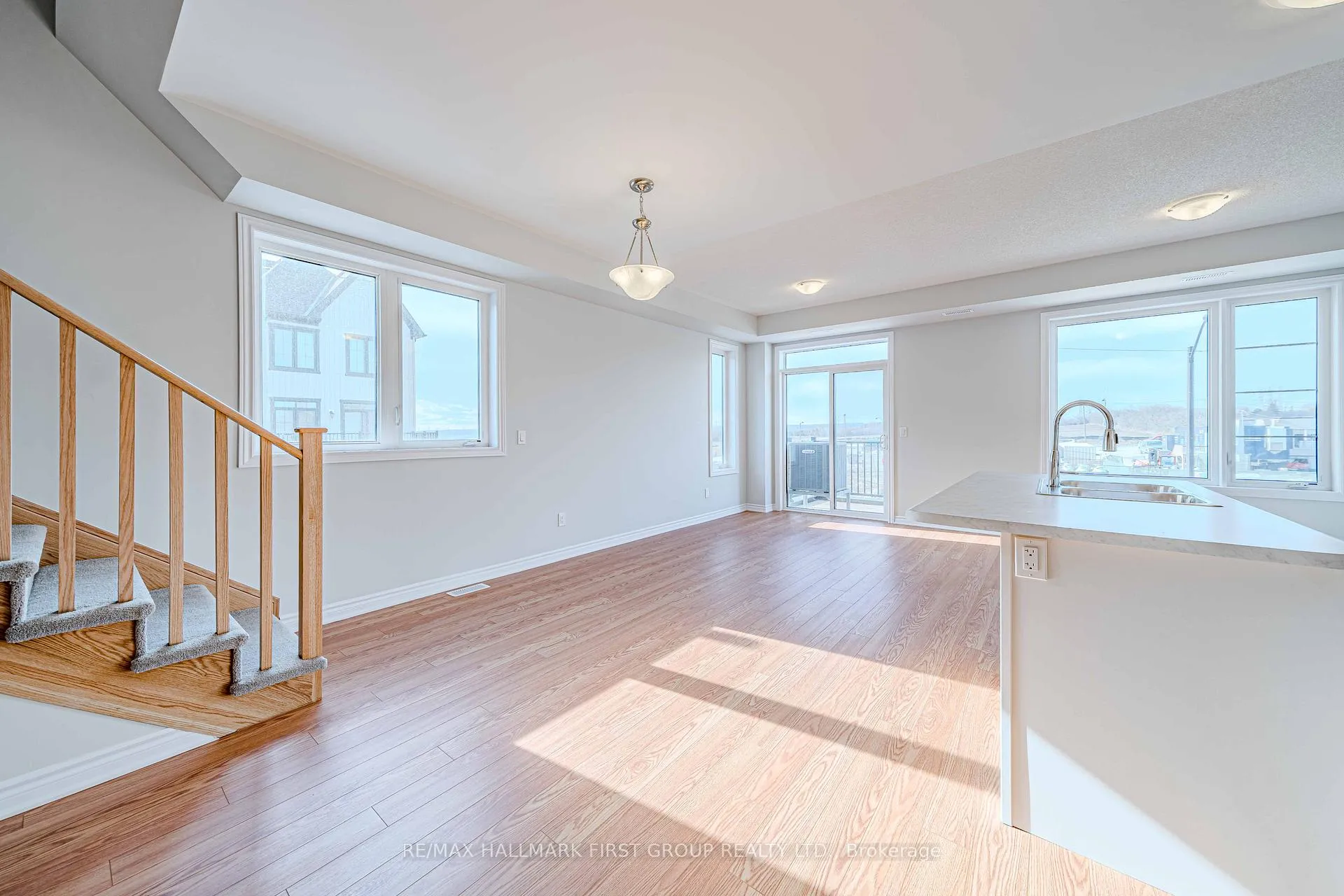 Photo 6 of 1220 Greentree Path, Oshawa, Kedron — HOMEH