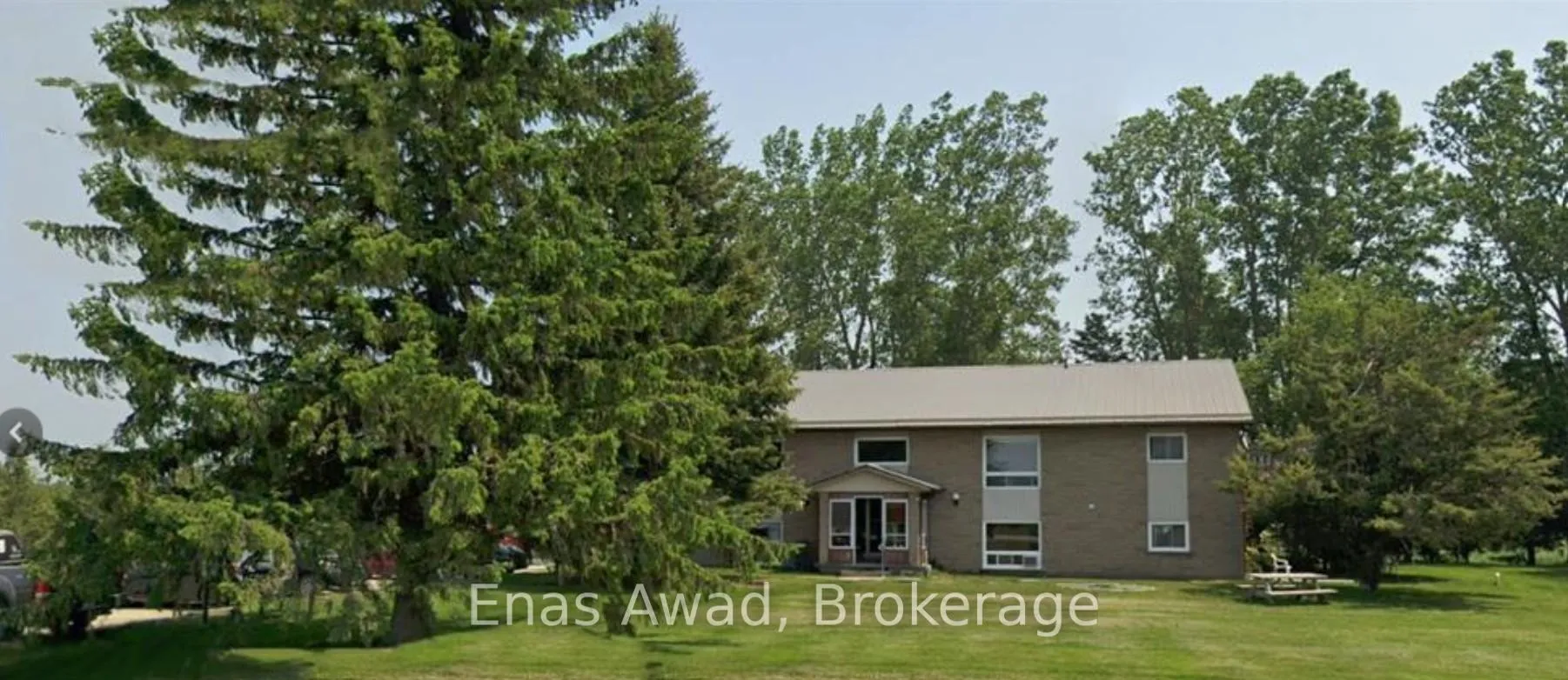Photo of Unit 10, 520 Main Street W