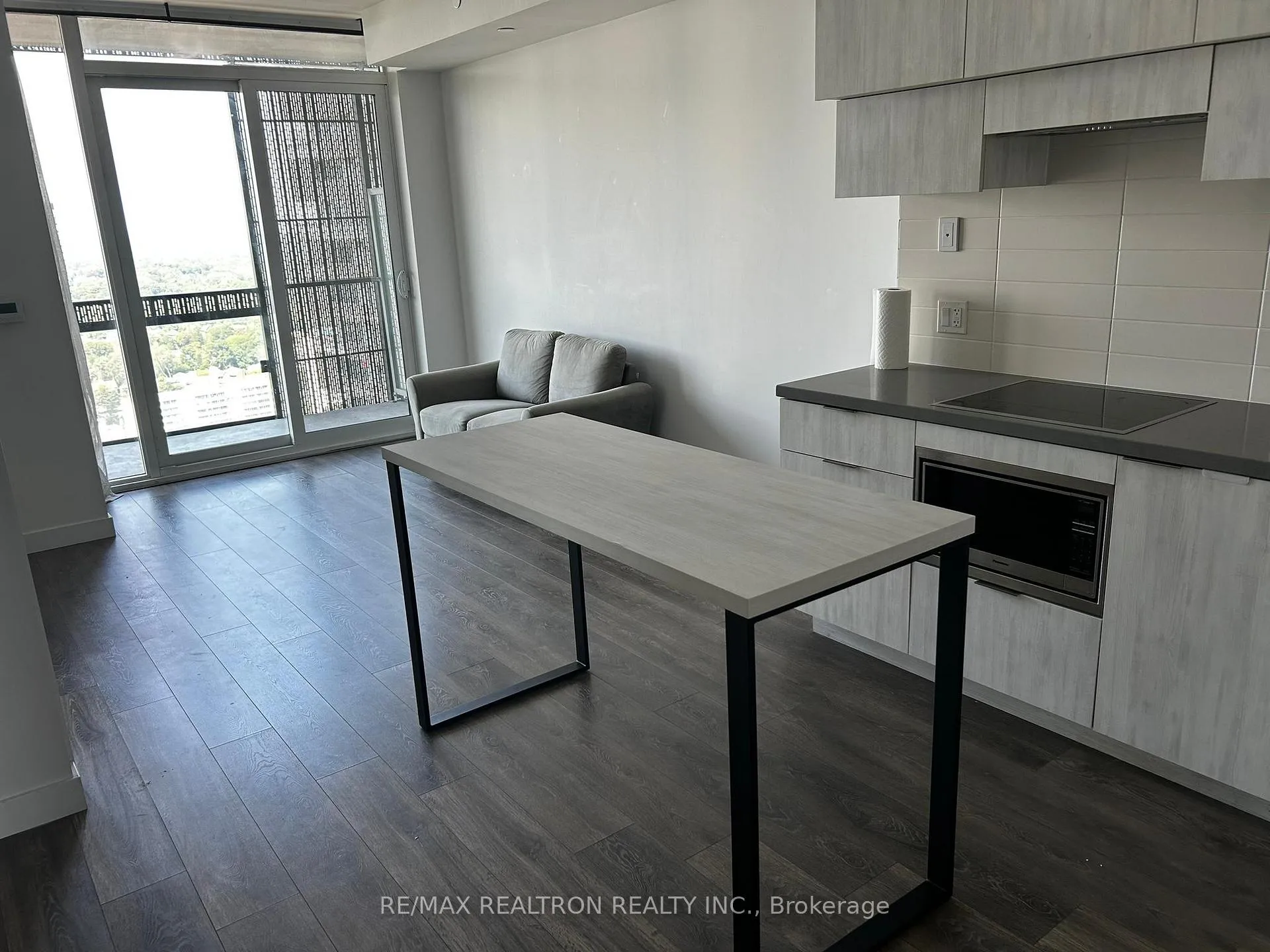 Photo 5 of Unit 2605, 8 Eglinton Avenue E, Toronto, Yonge-Eglinton — HOMEH