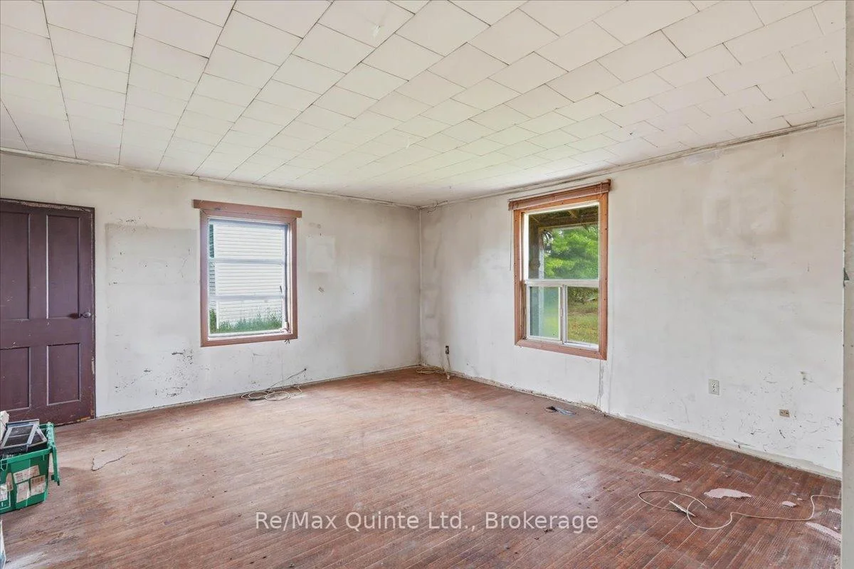 Photo 14 of 812 Enright Road N, Tyendinaga, Tyendinaga Township — HOMEH