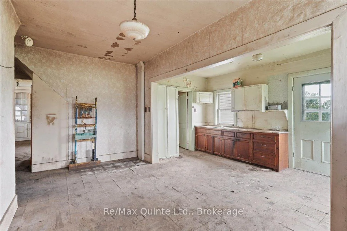 Photo 16 of 812 Enright Road N, Tyendinaga, Tyendinaga Township — HOMEH