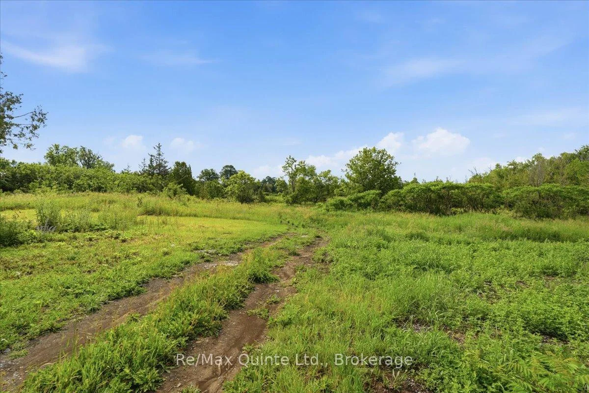 Photo 27 of 812 Enright Road N, Tyendinaga, Tyendinaga Township — HOMEH