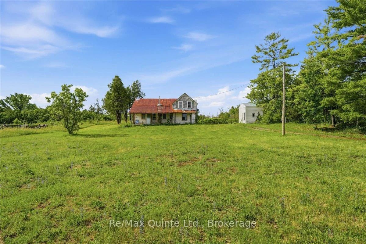 Photo 30 of 812 Enright Road N, Tyendinaga, Tyendinaga Township — HOMEH