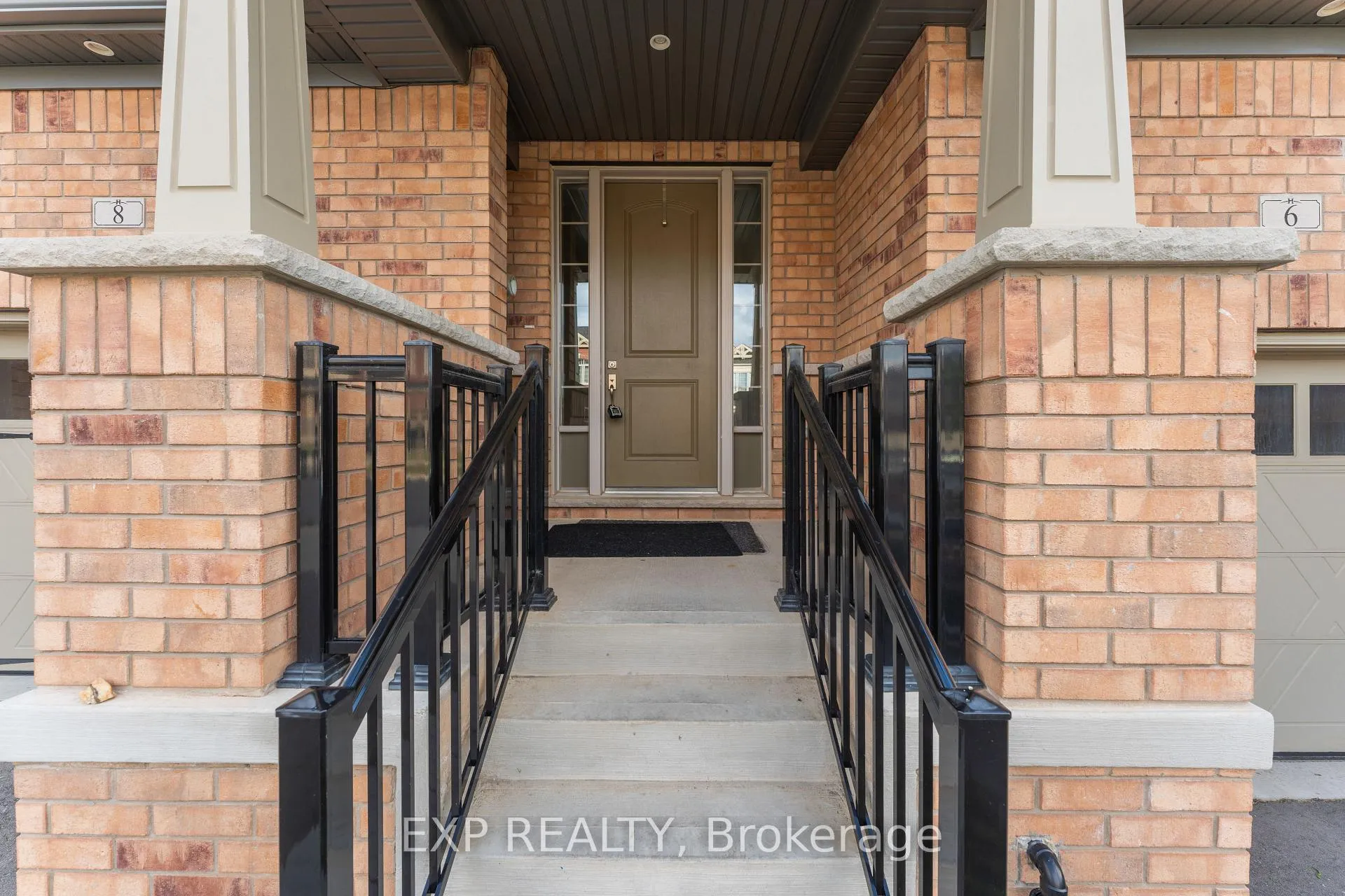 Photo 5 of 8 Roywood Street, Kitchener, Huron Park — HOMEH