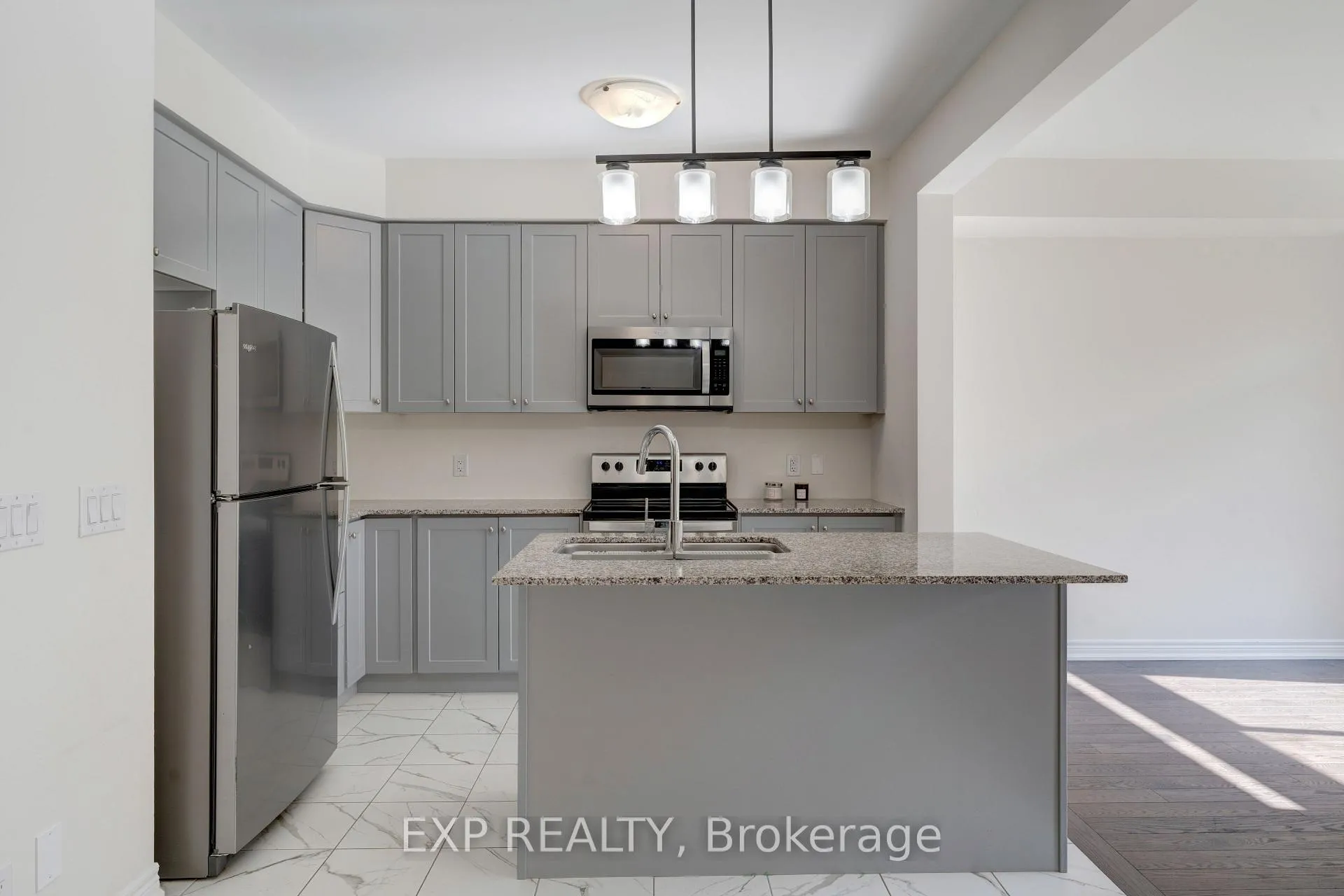 Photo 10 of 8 Roywood Street, Kitchener, Huron Park — HOMEH