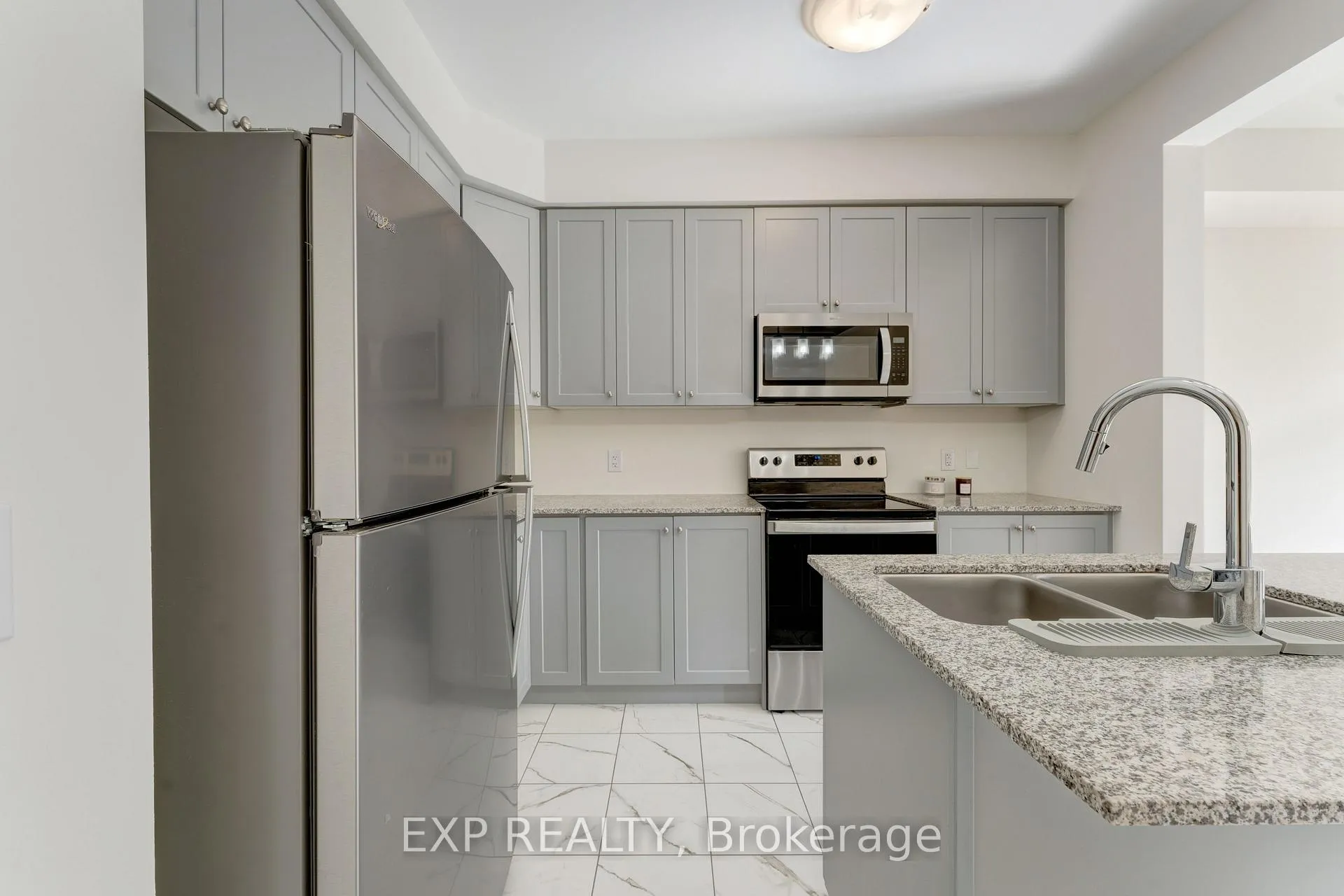 Photo 11 of 8 Roywood Street, Kitchener, Huron Park — HOMEH
