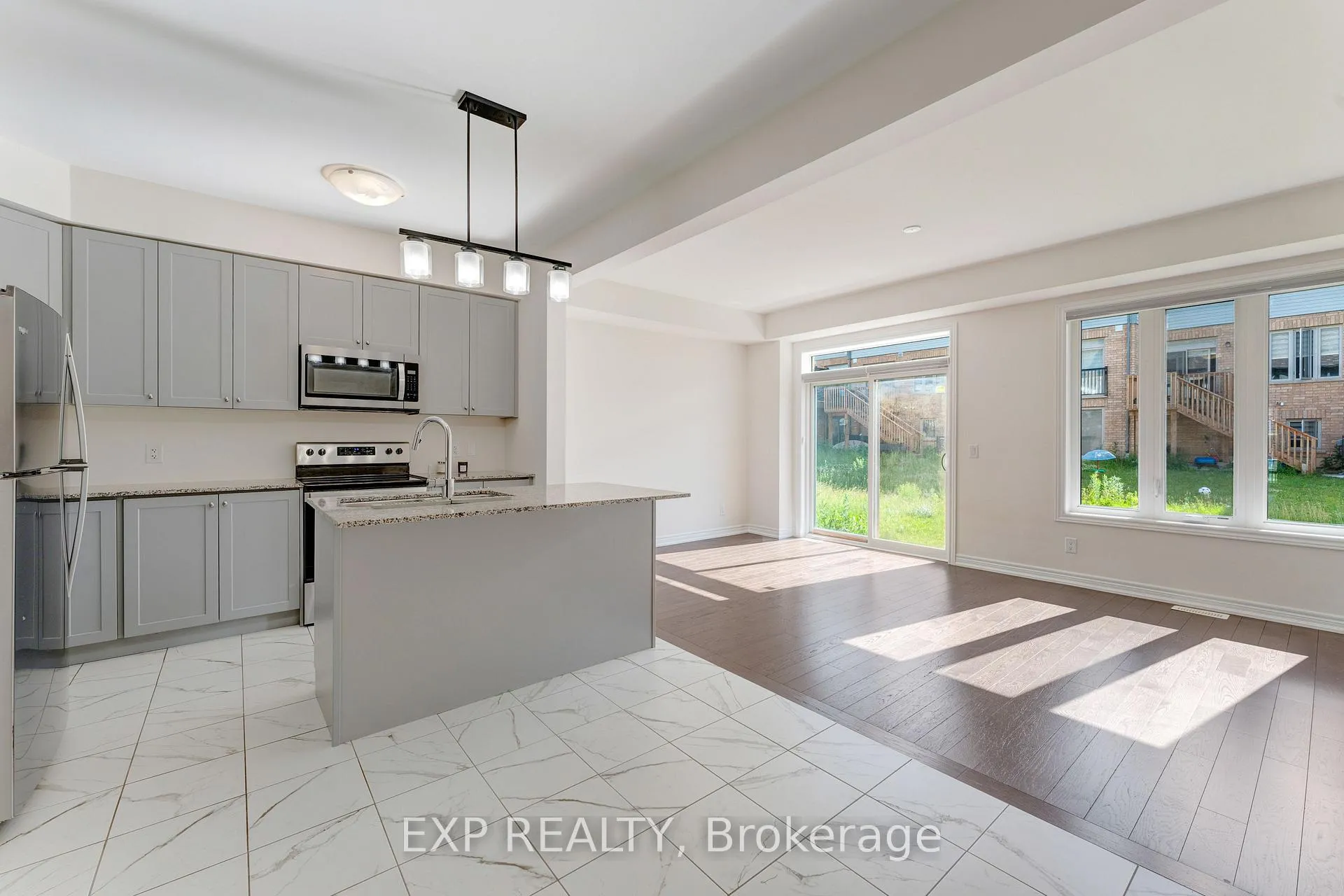 Photo 13 of 8 Roywood Street, Kitchener, Huron Park — HOMEH