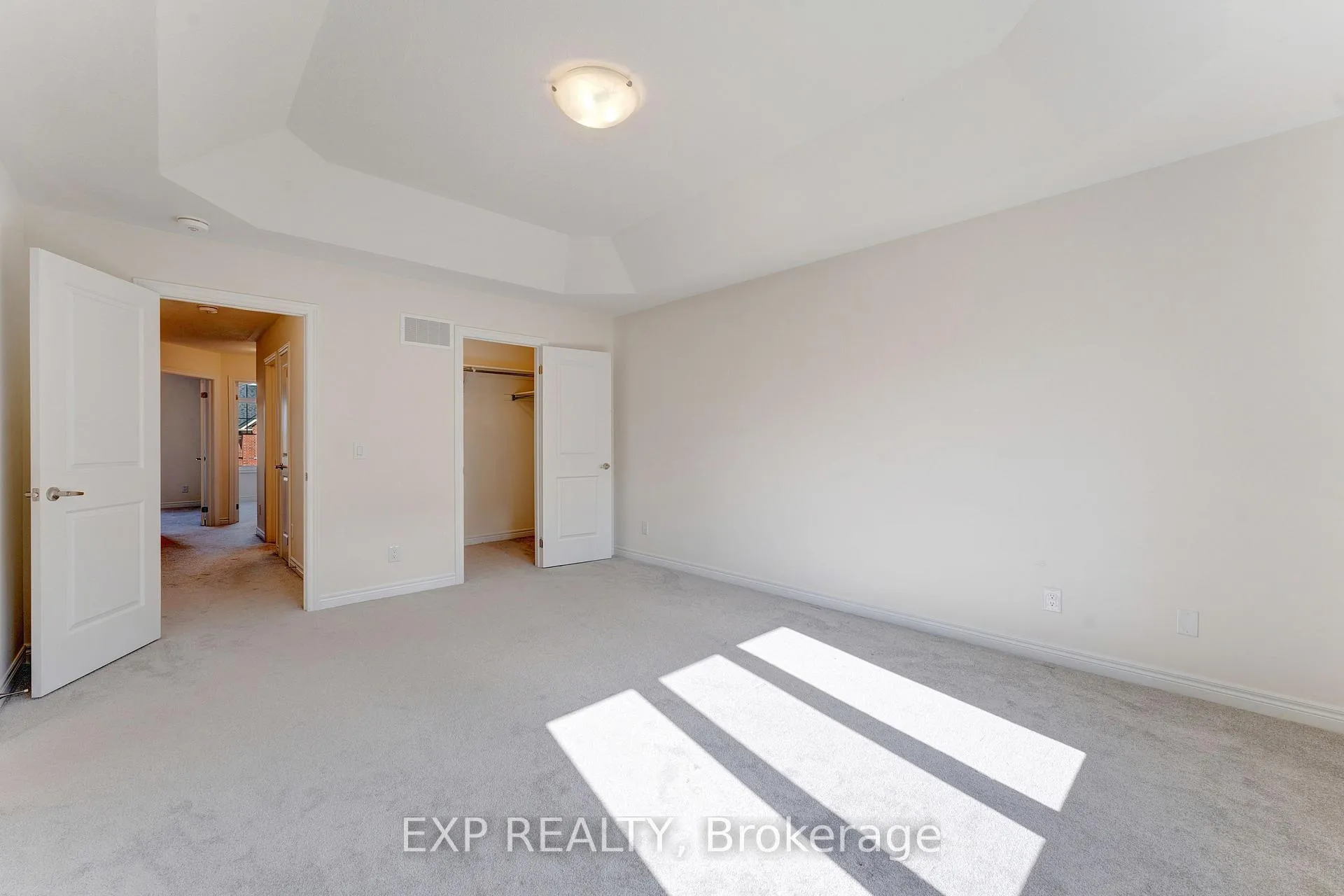 Photo 32 of 8 Roywood Street, Kitchener, Huron Park — HOMEH