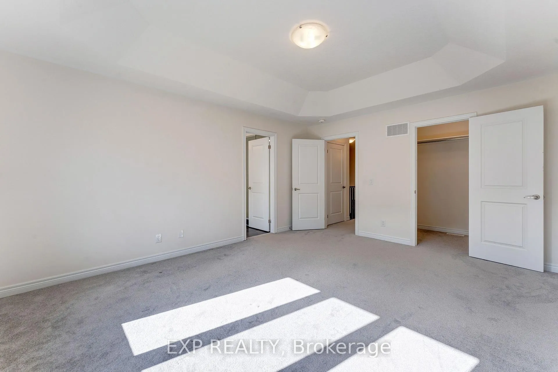 Photo 33 of 8 Roywood Street, Kitchener, Huron Park — HOMEH
