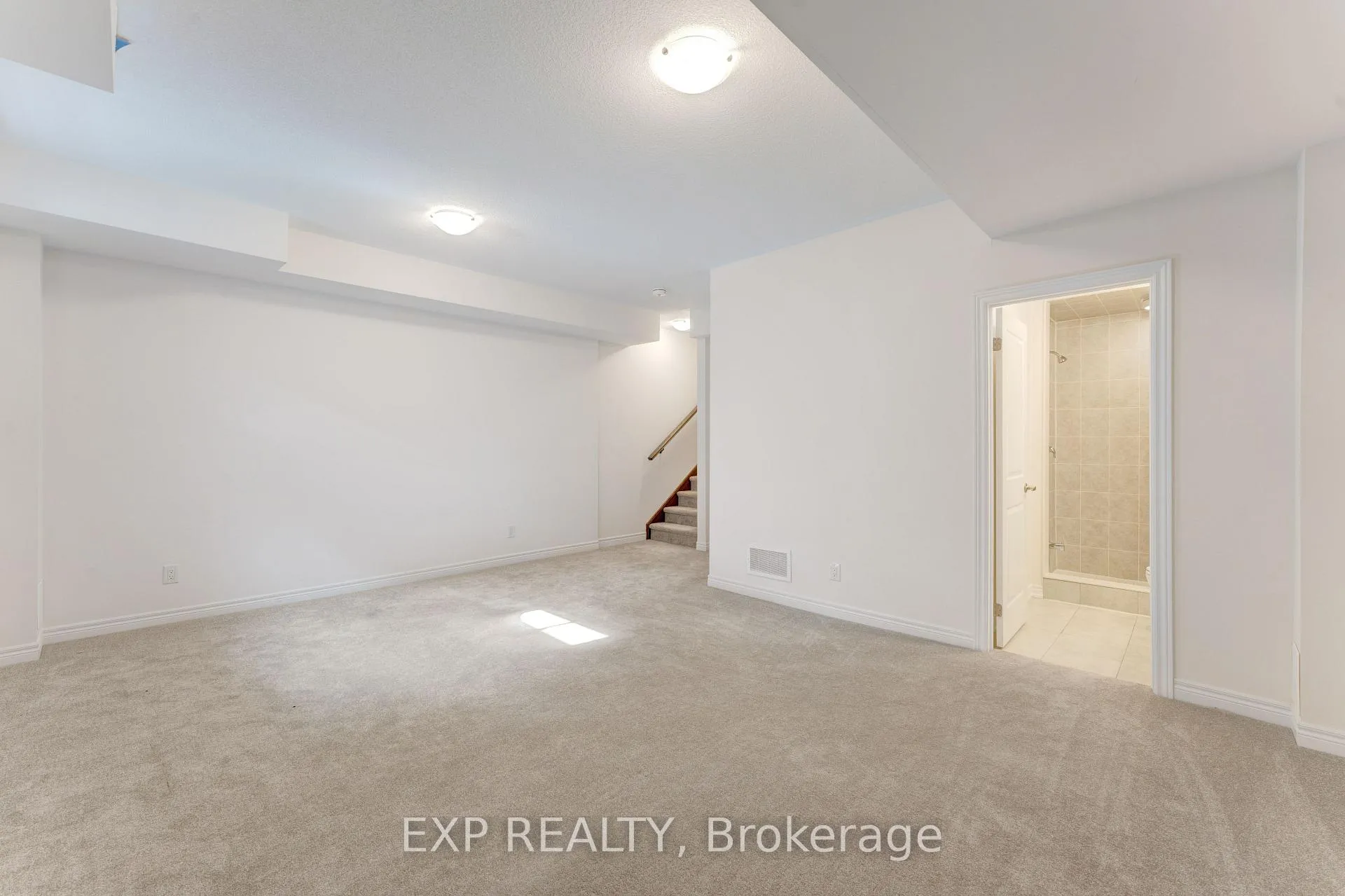 Photo 40 of 8 Roywood Street, Kitchener, Huron Park — HOMEH