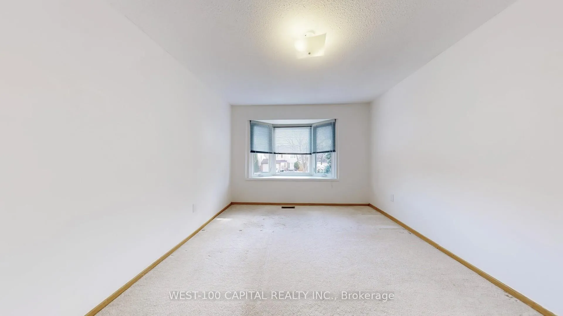 Photo 7 of 30 Wintermute Boulevard, Scarborough, Steeles — HOMEH