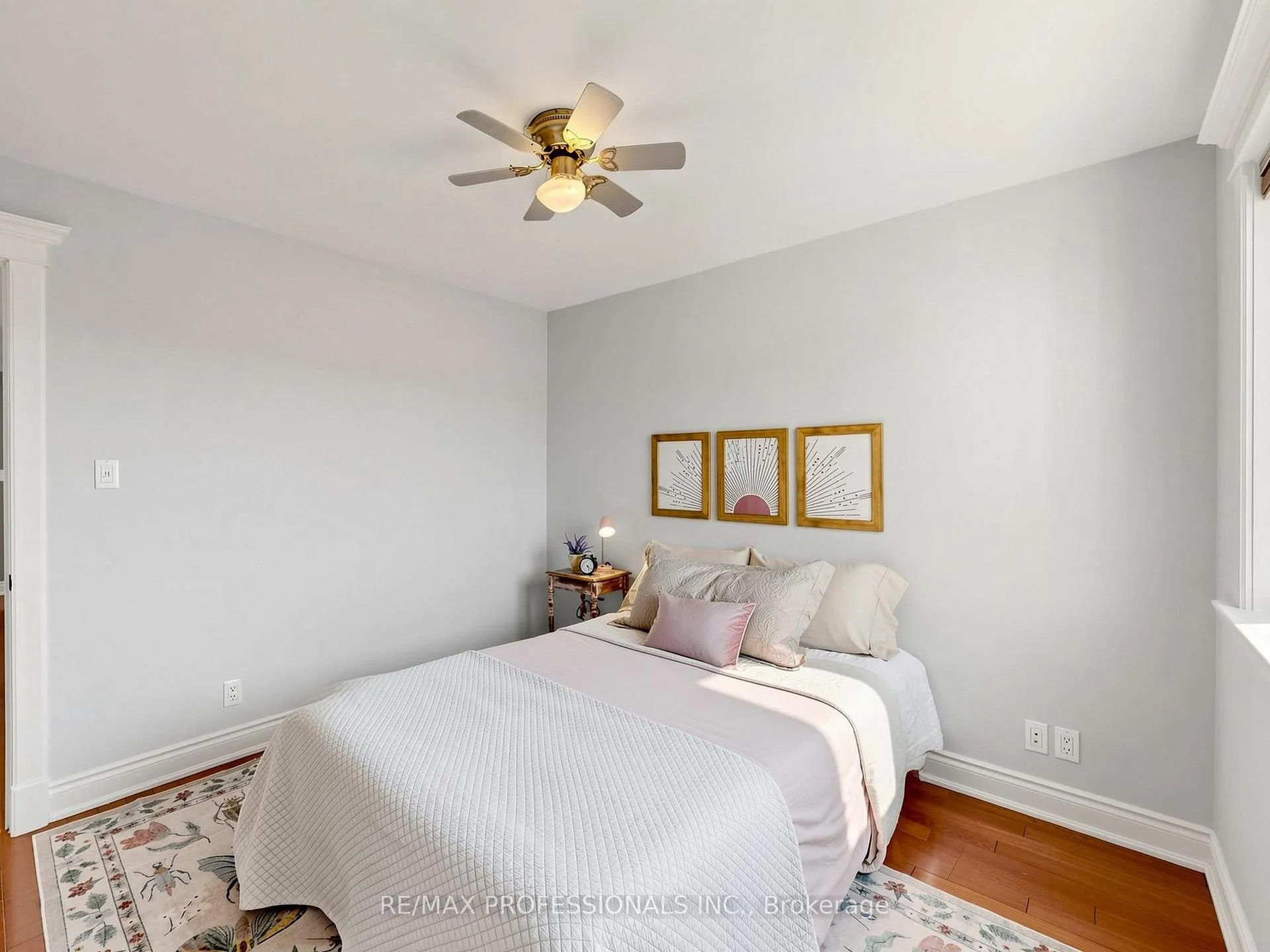 Photo 23 of 25 Waltham Drive, Etobicoke, Thistletown-Beaumonde Heights — HOMEH