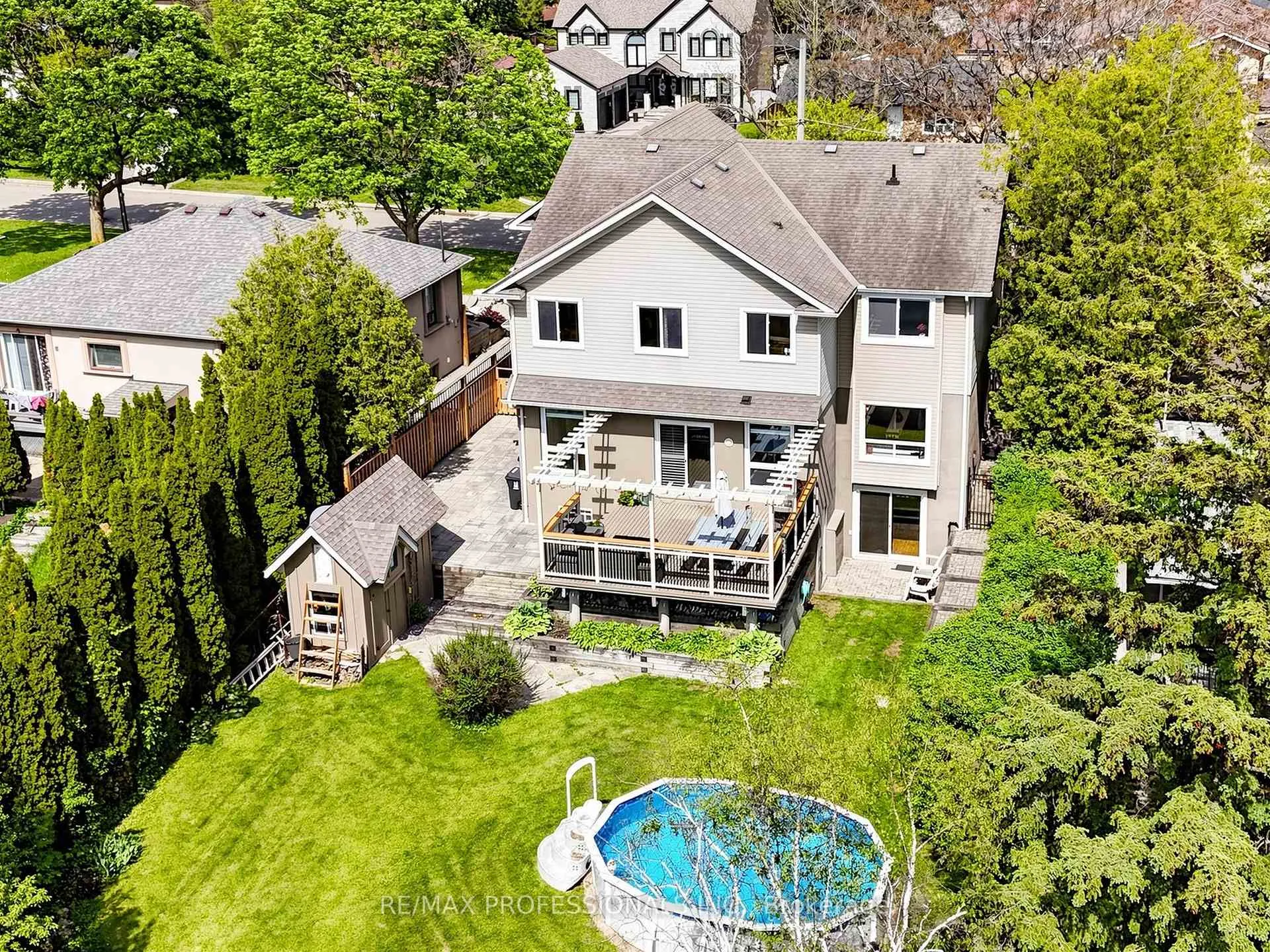 Photo 36 of 25 Waltham Drive, Etobicoke, Thistletown-Beaumonde Heights — HOMEH