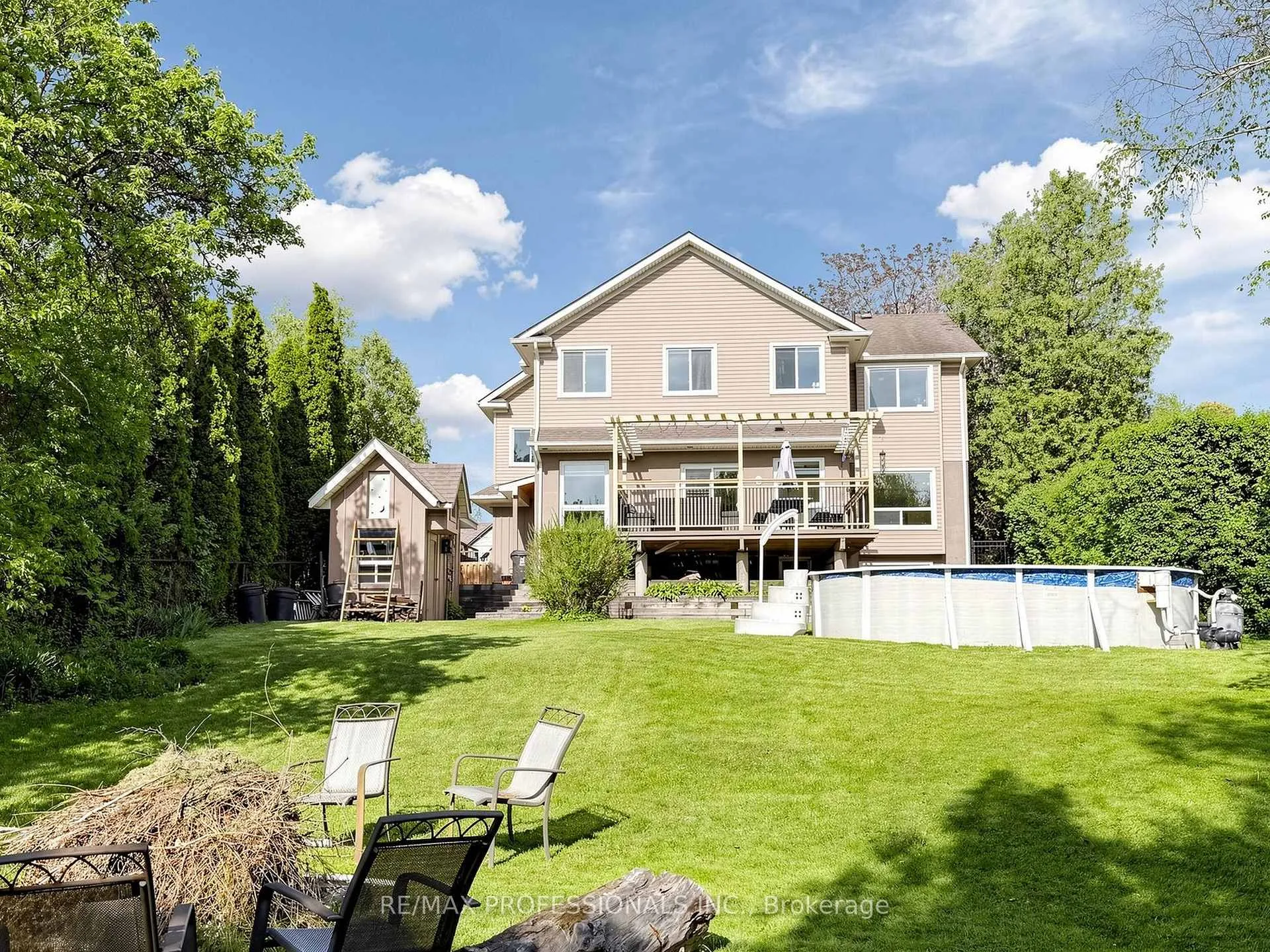 Photo 38 of 25 Waltham Drive, Etobicoke, Thistletown-Beaumonde Heights — HOMEH