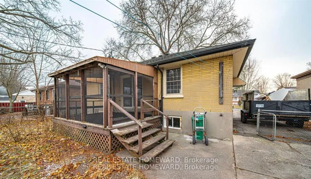 Photo 18 of 668 Harold Drive, Peterborough, Otonabee Ward 1 — HOMEH