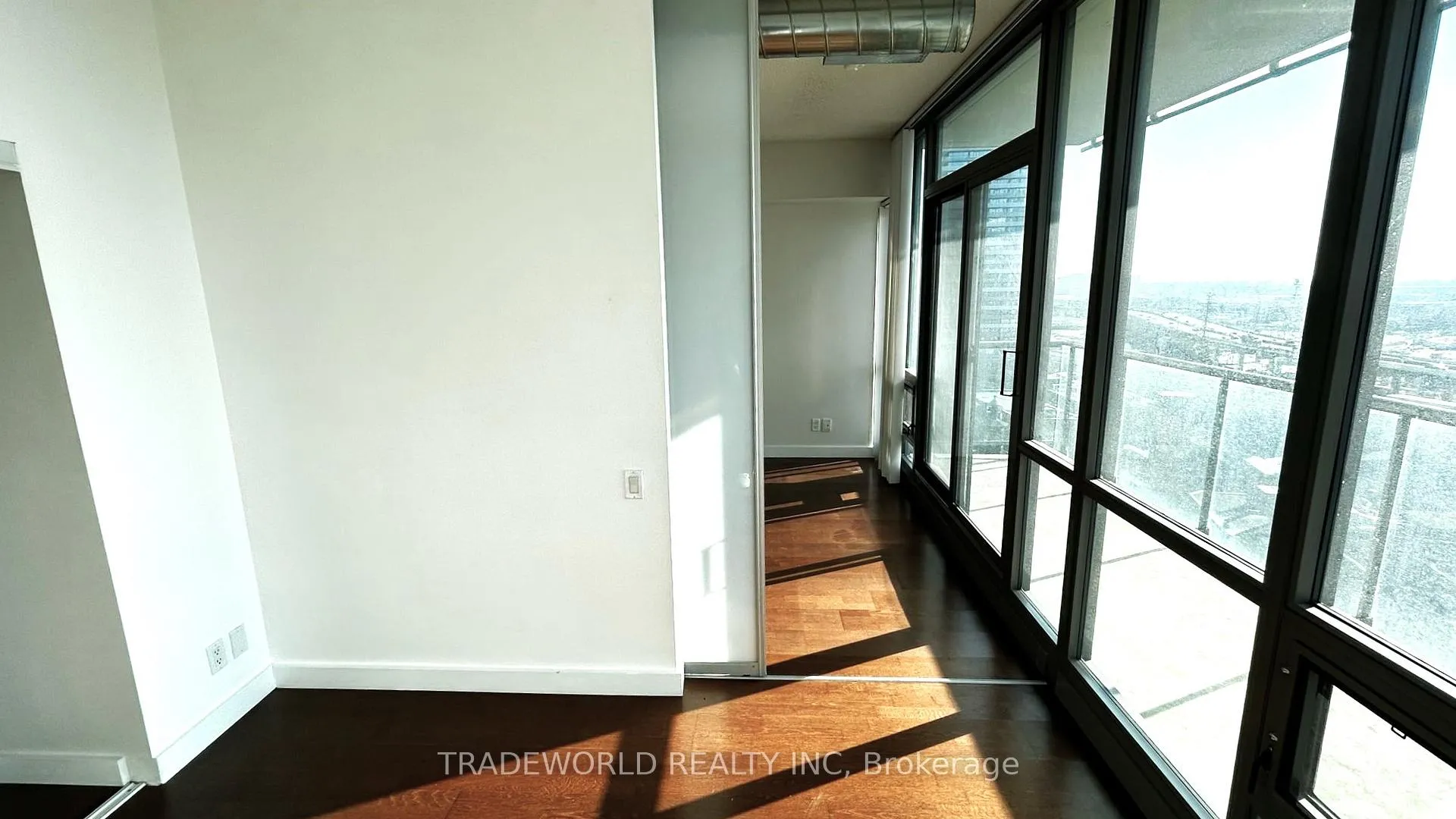 Photo 9 of Unit 1305, 33 Mill Street, Toronto, Waterfront Communities — HOMEH