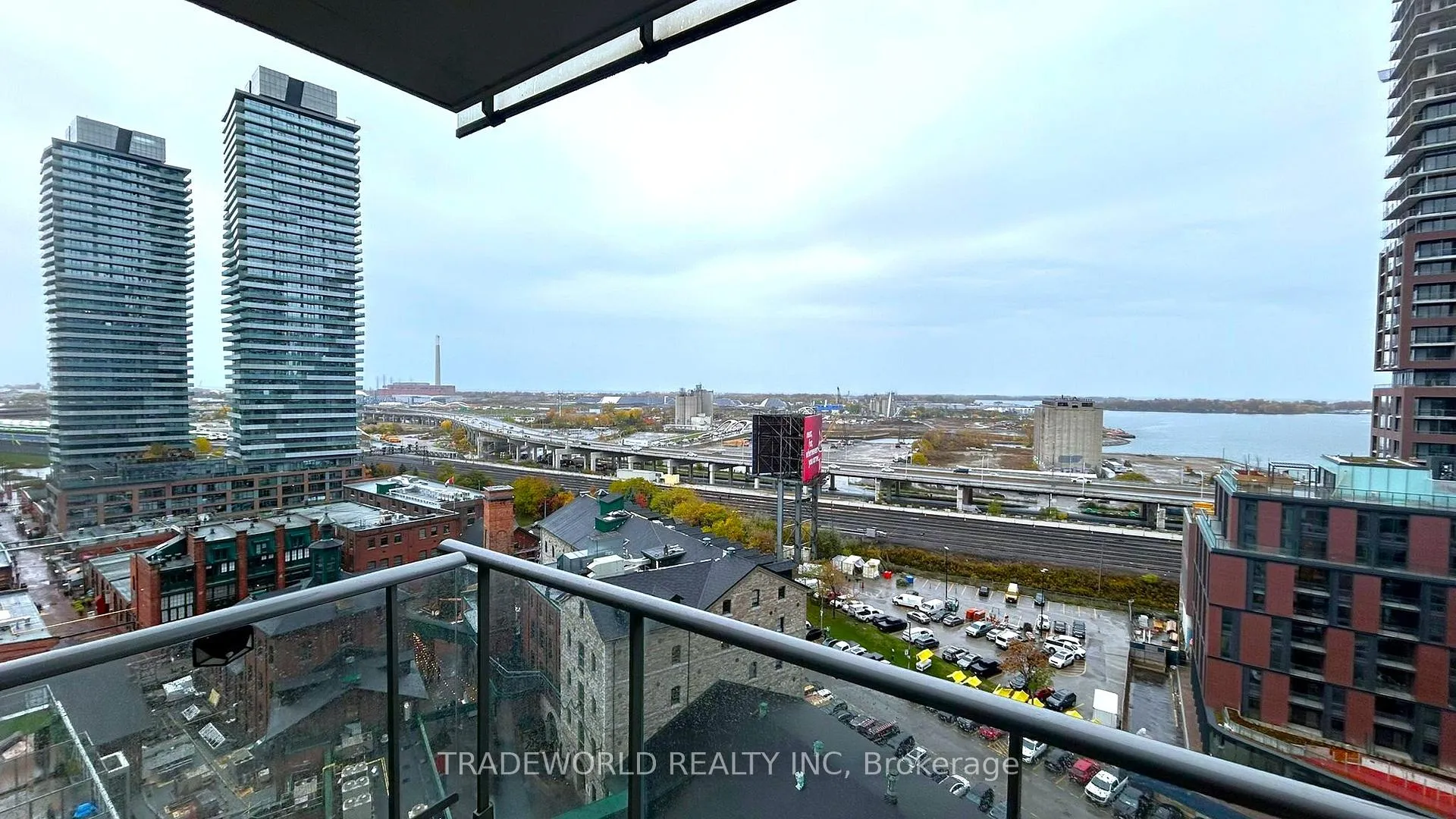 Photo 15 of Unit 1305, 33 Mill Street, Toronto, Waterfront Communities — HOMEH