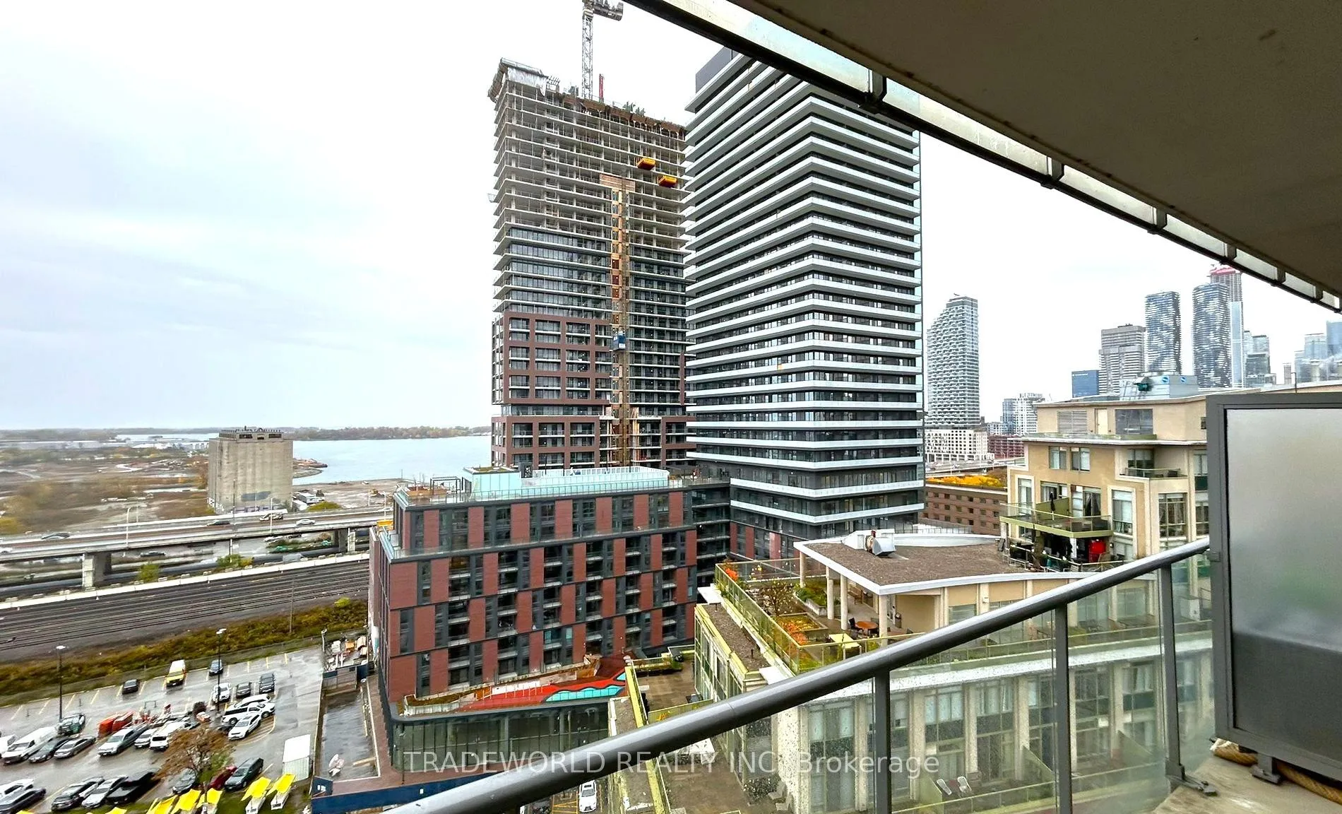 Photo 16 of Unit 1305, 33 Mill Street, Toronto, Waterfront Communities — HOMEH