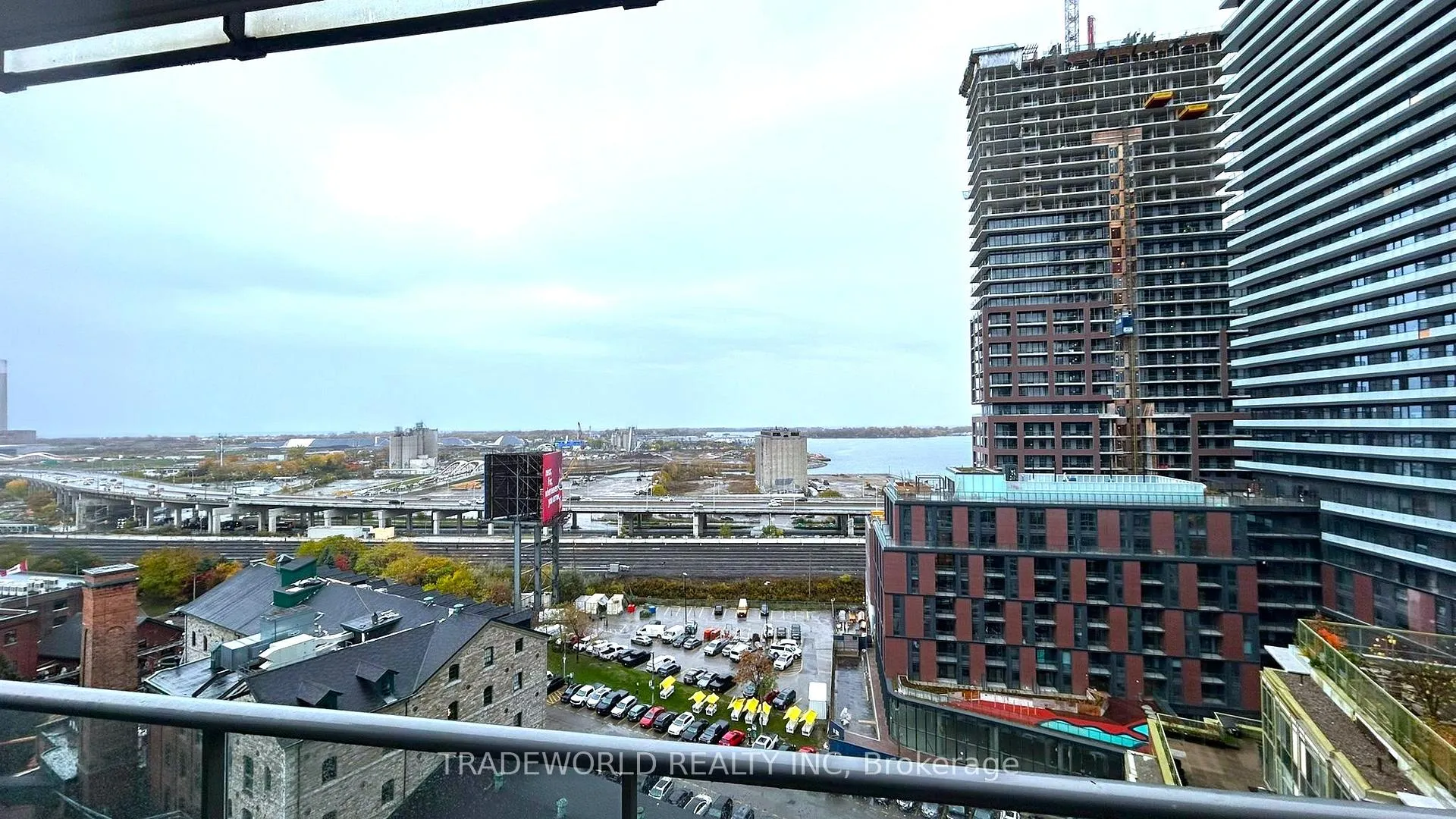 Photo 17 of Unit 1305, 33 Mill Street, Toronto, Waterfront Communities — HOMEH