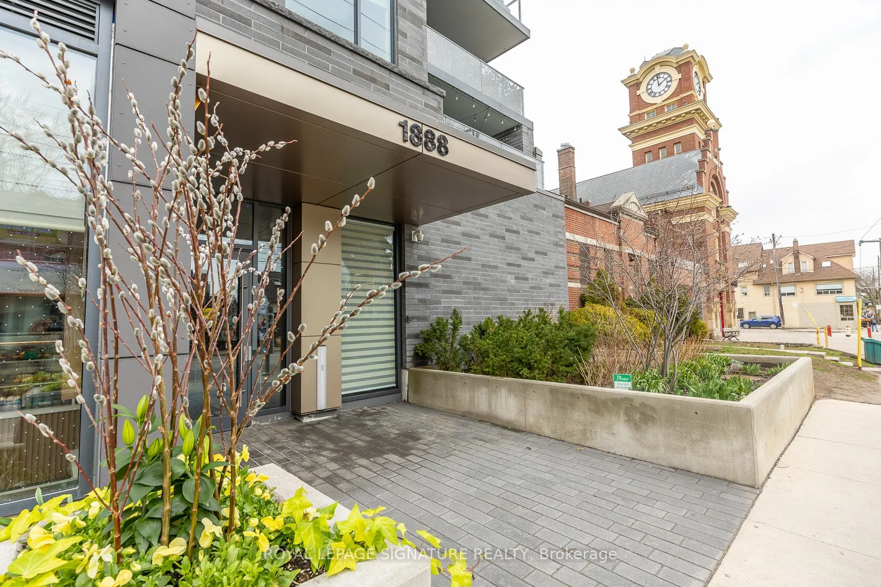 Photo 1 of Unit 204, 1888 Queen Street E, Toronto, The Beaches — HOMEH