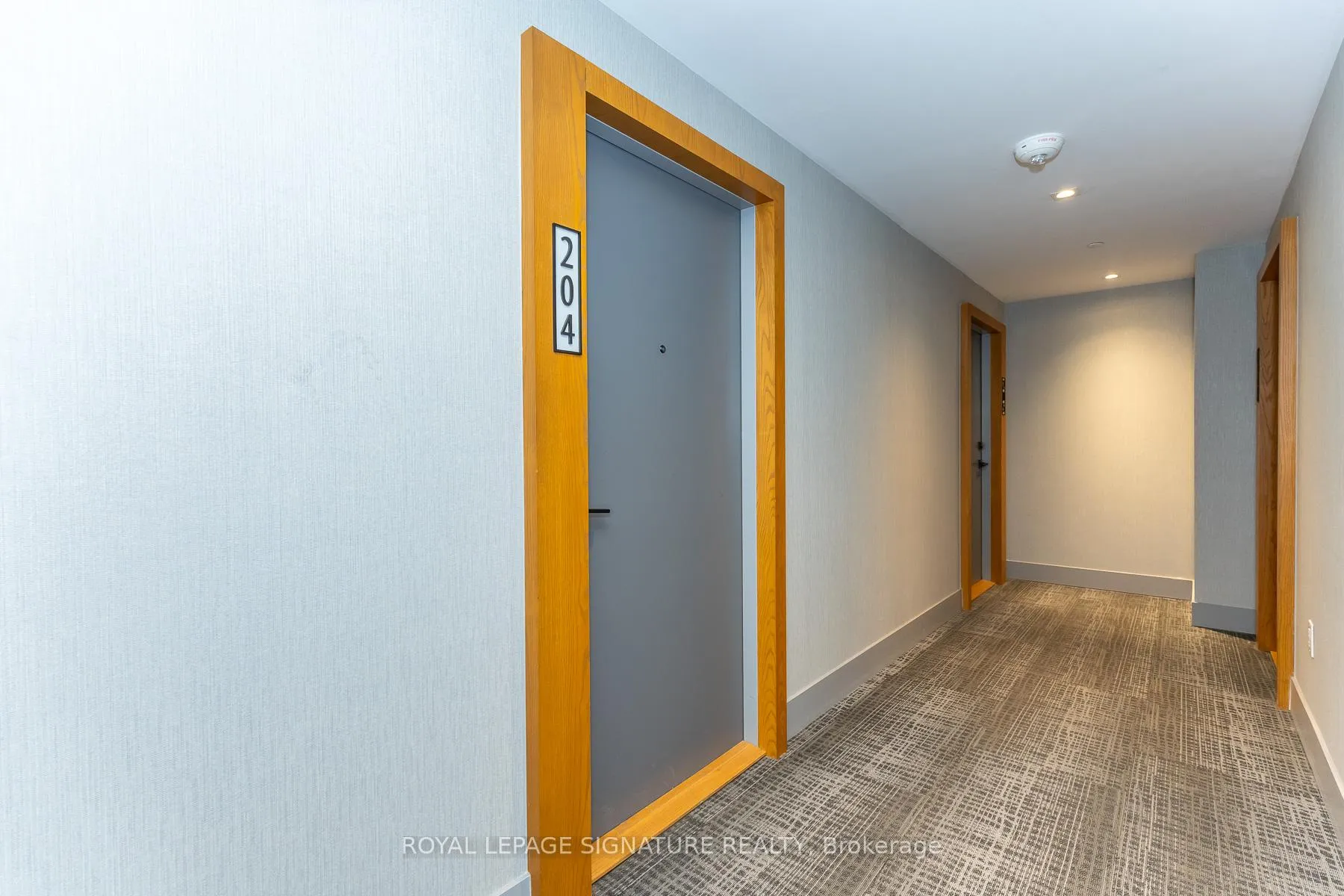 Photo 3 of Unit 204, 1888 Queen Street E, Toronto, The Beaches — HOMEH