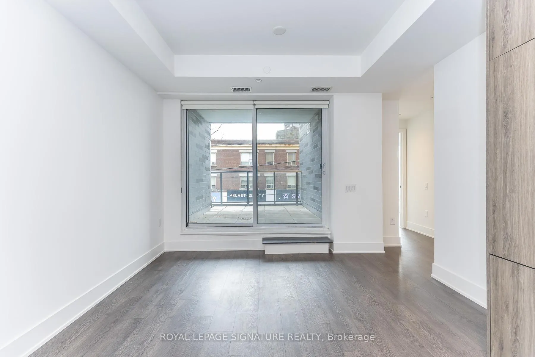 Photo 11 of Unit 204, 1888 Queen Street E, Toronto, The Beaches — HOMEH